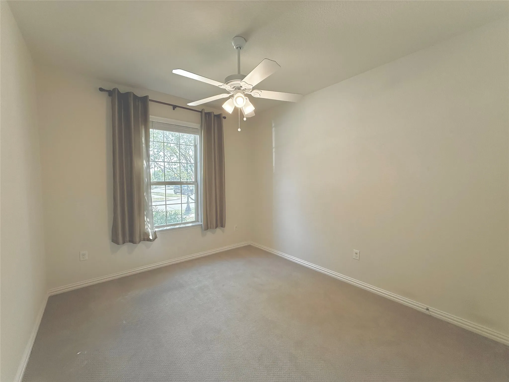Single Family Residence For Rent in Collin County , 11012 Carrizo Road, Frisco, Texas 75035, 4 Bedroom, 4 Bathroom, 2 Garage spaces, 3,283 Sqft, built in 2019, mls#21401816, Real Estate Agent in Frisco, Homes For Rent in Collin county, Homes For Rent in Frisco, Realtor in Frisco Texas, Real Estate Brokerage Independent Realty Texas, Luminita Cordes Realtor