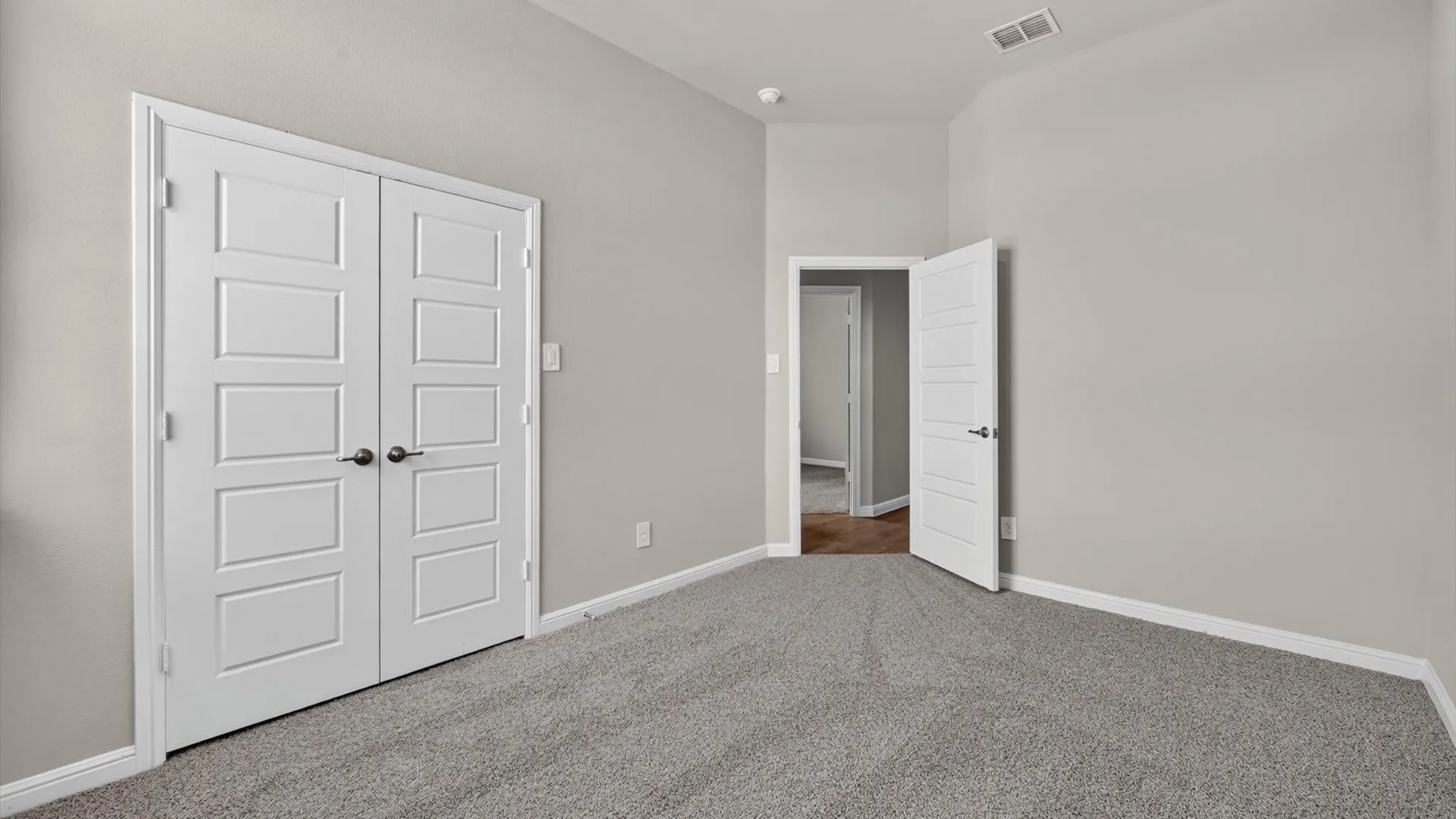 Single Family Residence For Sale in Ellis County , 3292 PIER VIEW Street, Grand Prairie, Texas 76065, 4 Bedroom, 3 Bathroom, 3 Garage spaces, 2,392 Sqft, built in 2026, mls#21401337, Real Estate Agent in Grand Prairie, Homes For Sale in Ellis county, Homes For Sale in Grand Prairie, Realtor in Grand Prairie Texas, Real Estate Brokerage Independent Realty Texas, Luminita Cordes Realtor