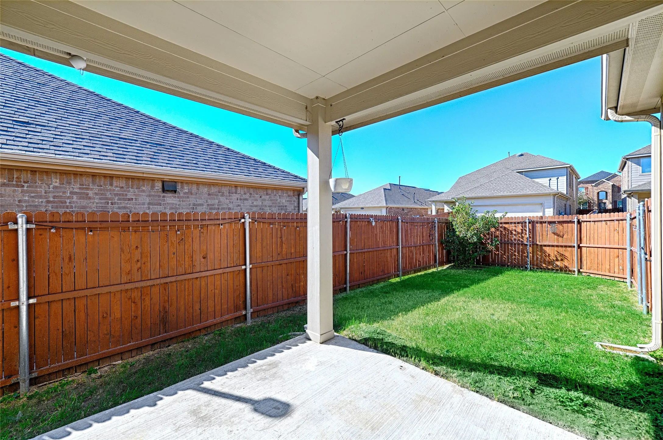 Single Family Residence For Rent in Kaufman County , 4017 Springfield Lane, Heartland, Texas 75126, 4 Bedroom, 3 Bathroom, 2 Garage spaces, 2,204 Sqft, built in 2019, mls#21399477, Real Estate Agent in Heartland, Homes For Rent in Kaufman county, Homes For Rent in Heartland, Realtor in Heartland Texas, Real Estate Brokerage Independent Realty Texas, Luminita Cordes Realtor