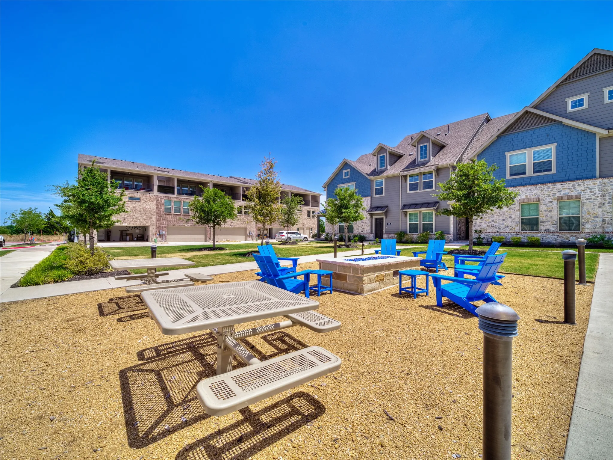 Townhouse For Sale in Collin County , 3500 Kingsland Drive, Plano, Texas 75074, 4 Bedroom, 4 Bathroom, 2 Garage spaces, 2,098 Sqft, built in 2023, mls#21401839, Real Estate Agent in Plano, Homes For Sale in Collin county, Homes For Sale in Plano, Realtor in Plano Texas, Real Estate Brokerage Independent Realty Texas, Luminita Cordes Realtor
