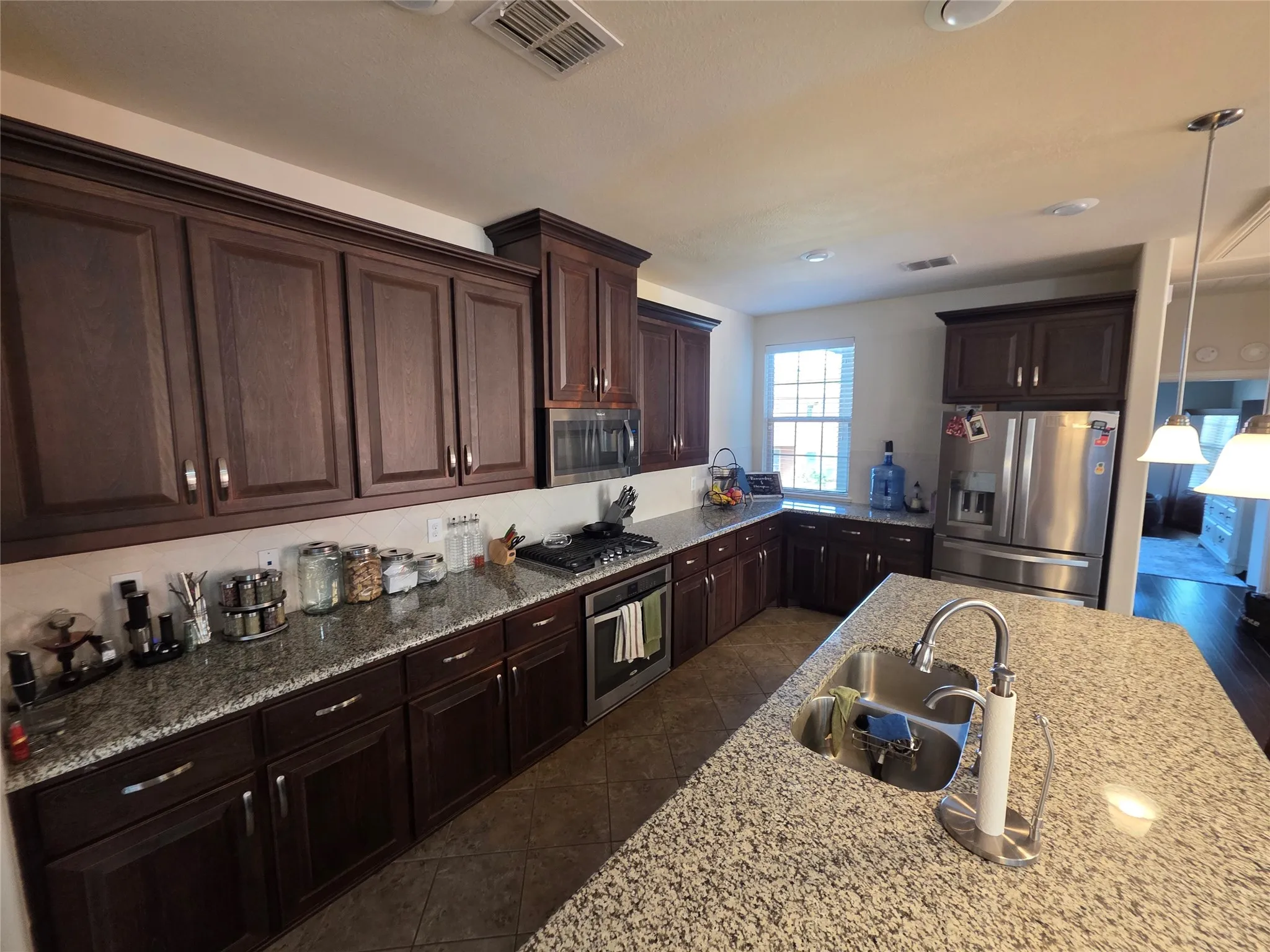 Single Family Residence For Sale in Dallas County , 7305 Venice Drive 1, Grand Prairie, Texas 75054, 2 Bedroom, 3 Bathroom, 2 Garage spaces, 1,797 Sqft, built in 2016, mls#21401584, Real Estate Agent in Grand Prairie, Homes For Sale in Dallas county, Homes For Sale in Grand Prairie, Realtor in Grand Prairie Texas, Real Estate Brokerage Independent Realty Texas, Luminita Cordes Realtor