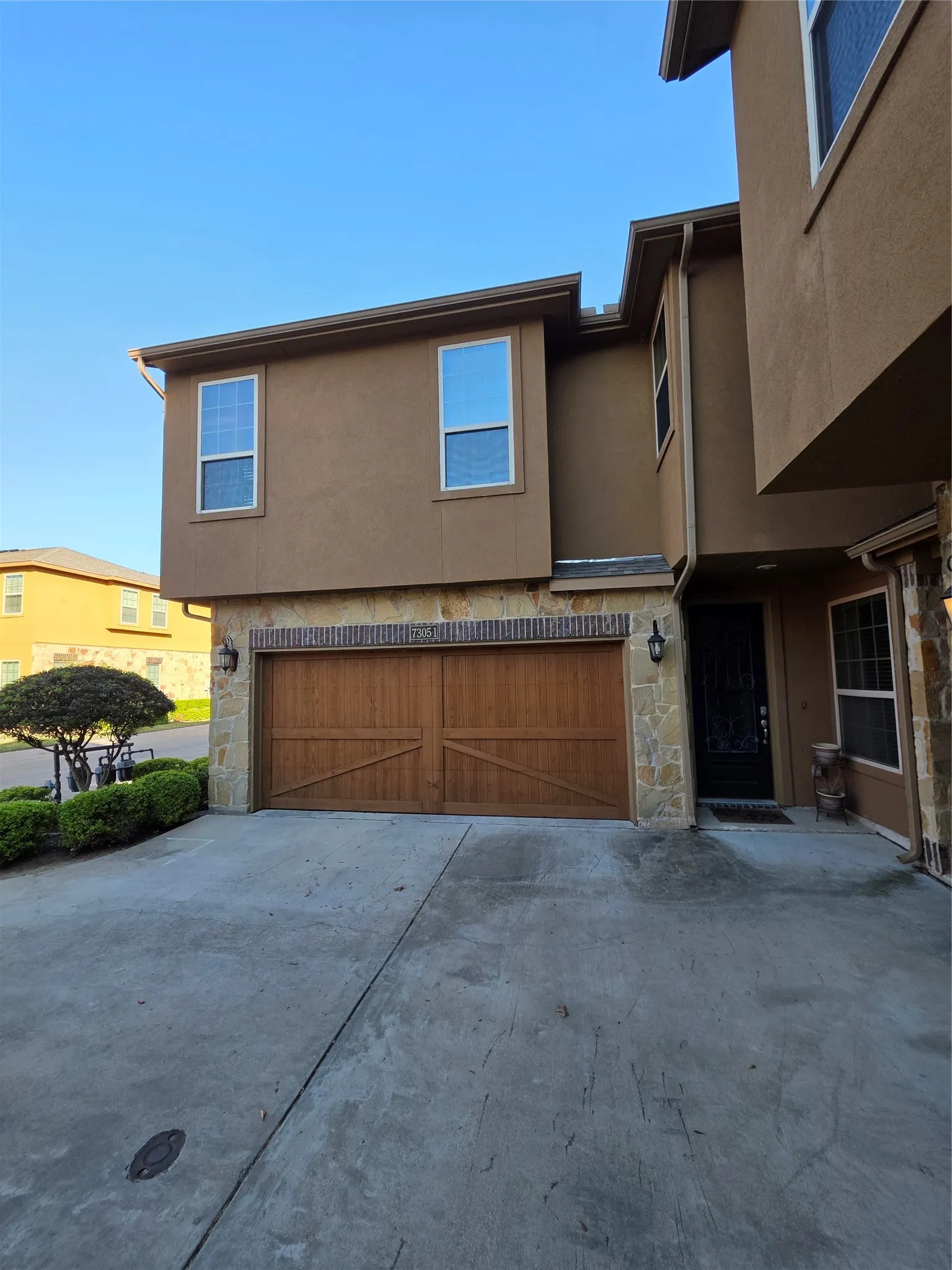 Single Family Residence For Sale in Dallas County , 7305 Venice Drive 1, Grand Prairie, Texas 75054, 2 Bedroom, 3 Bathroom, 2 Garage spaces, 1,797 Sqft, built in 2016, mls#21401584, Real Estate Agent in Grand Prairie, Homes For Sale in Dallas county, Homes For Sale in Grand Prairie, Realtor in Grand Prairie Texas, Real Estate Brokerage Independent Realty Texas, Luminita Cordes Realtor