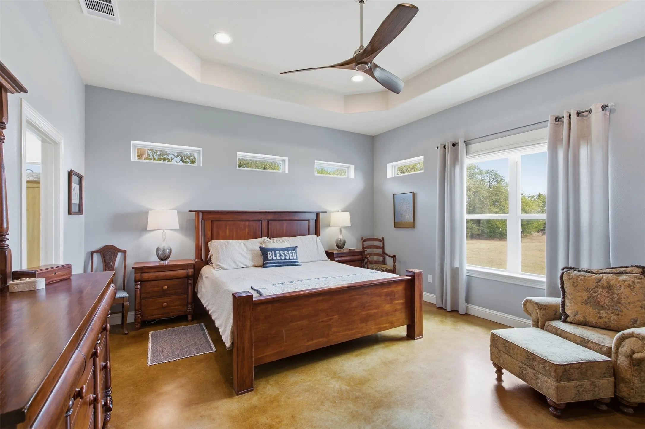 Single Family Residence For Sale in Hunt County , 5541 County Road 1130, Farmersville, Texas 75442, 3 Bedroom, 3 Bathroom, 2 Garage spaces, 3,142 Sqft, built in 2015, mls#21398950, Real Estate Agent in Farmersville, Homes For Sale in Hunt county, Homes For Sale in Farmersville, Realtor in Farmersville Texas, Real Estate Brokerage Independent Realty Texas, Luminita Cordes Realtor