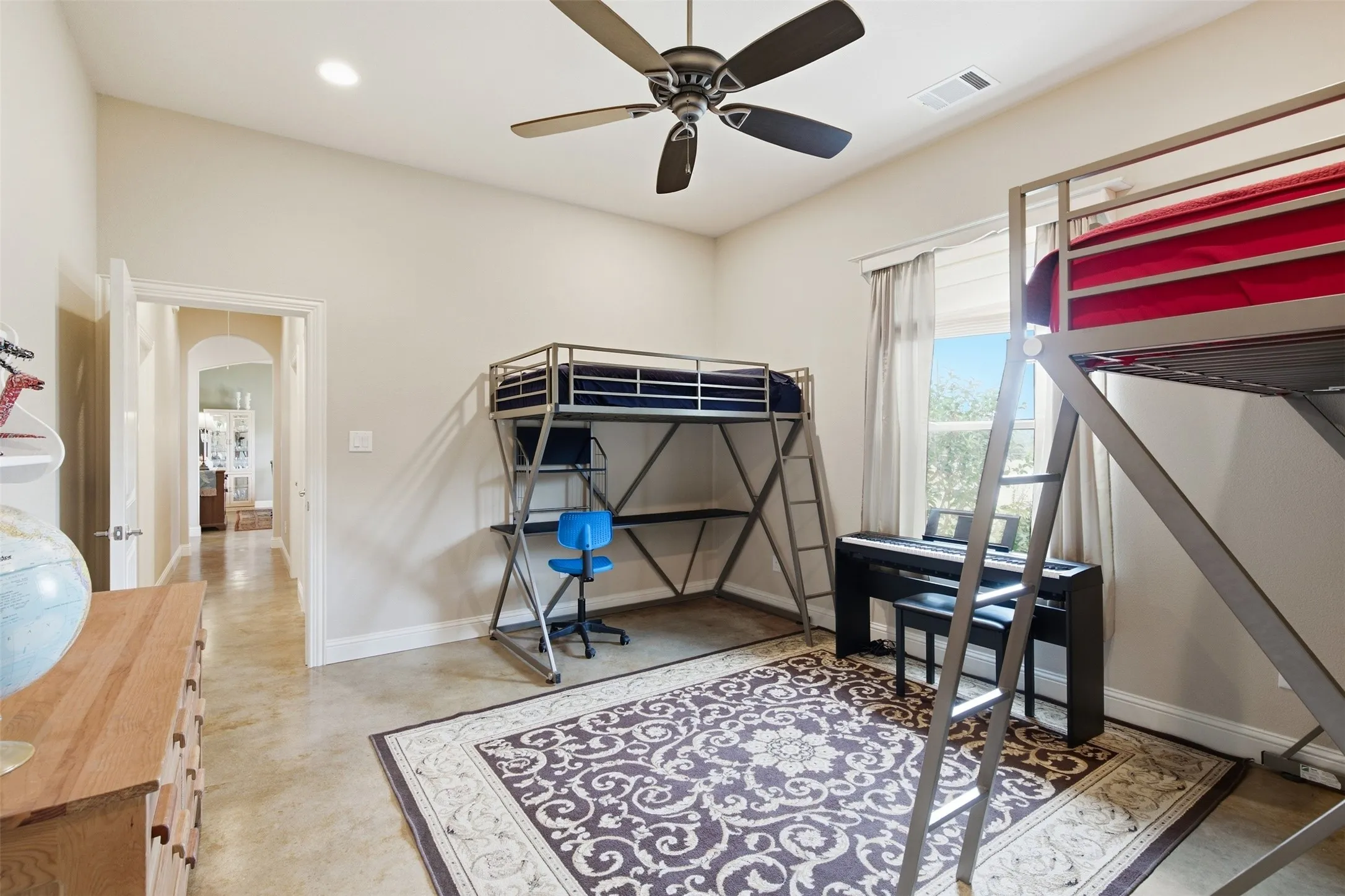 Single Family Residence For Sale in Hunt County , 5541 County Road 1130, Farmersville, Texas 75442, 3 Bedroom, 3 Bathroom, 2 Garage spaces, 3,142 Sqft, built in 2015, mls#21398950, Real Estate Agent in Farmersville, Homes For Sale in Hunt county, Homes For Sale in Farmersville, Realtor in Farmersville Texas, Real Estate Brokerage Independent Realty Texas, Luminita Cordes Realtor