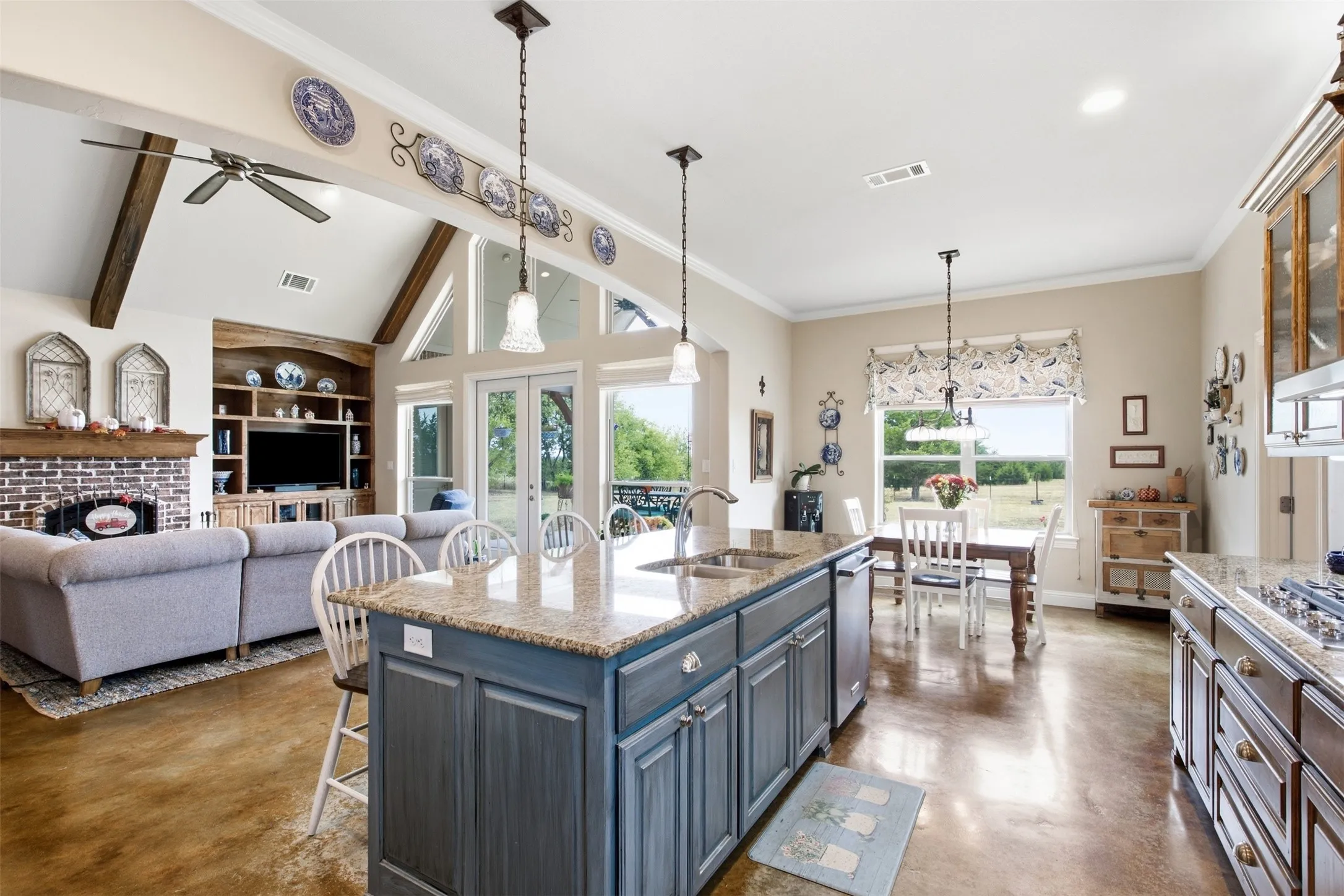 Single Family Residence For Sale in Hunt County , 5541 County Road 1130, Farmersville, Texas 75442, 3 Bedroom, 3 Bathroom, 2 Garage spaces, 3,142 Sqft, built in 2015, mls#21398950, Real Estate Agent in Farmersville, Homes For Sale in Hunt county, Homes For Sale in Farmersville, Realtor in Farmersville Texas, Real Estate Brokerage Independent Realty Texas, Luminita Cordes Realtor