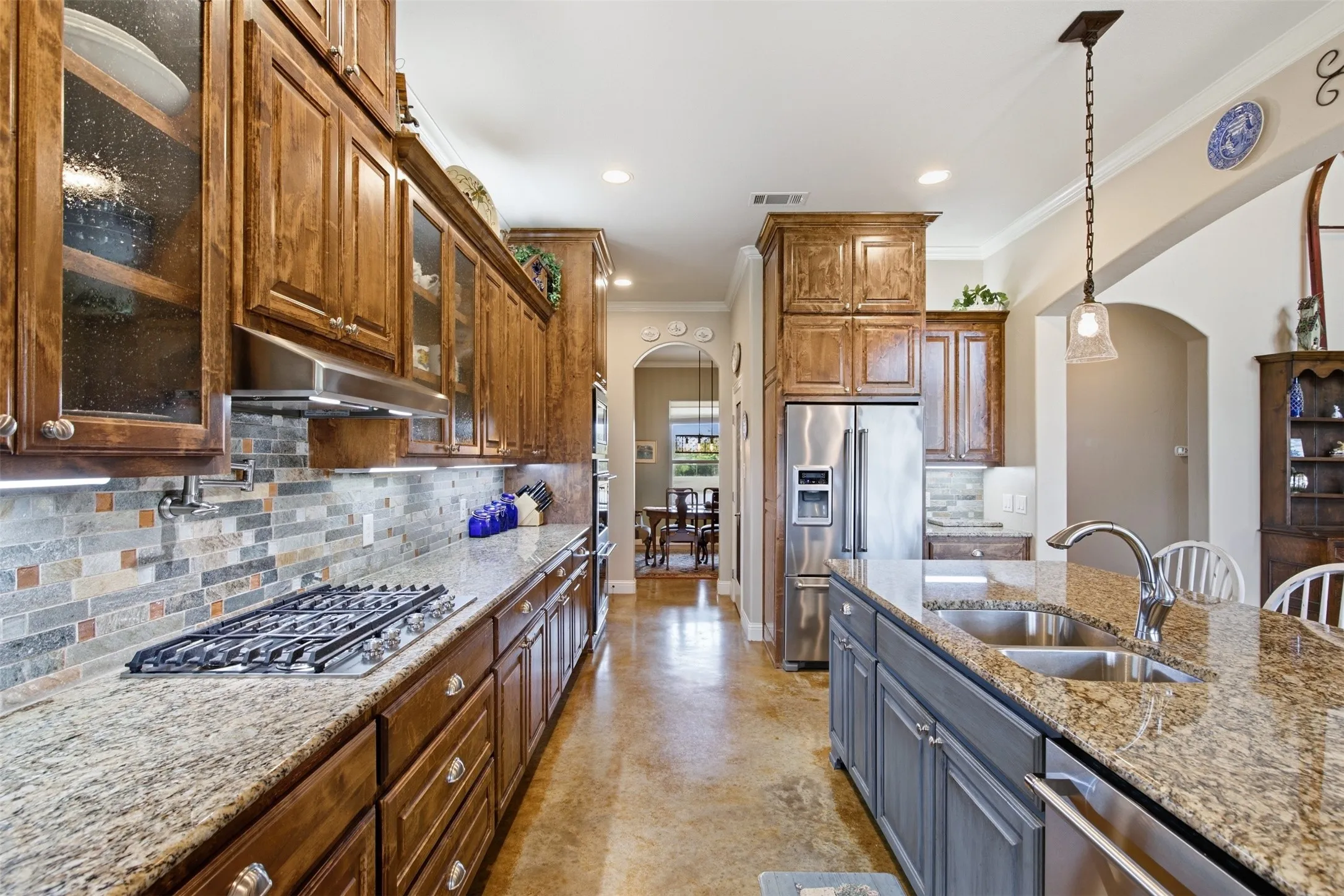 Single Family Residence For Sale in Hunt County , 5541 County Road 1130, Farmersville, Texas 75442, 3 Bedroom, 3 Bathroom, 2 Garage spaces, 3,142 Sqft, built in 2015, mls#21398950, Real Estate Agent in Farmersville, Homes For Sale in Hunt county, Homes For Sale in Farmersville, Realtor in Farmersville Texas, Real Estate Brokerage Independent Realty Texas, Luminita Cordes Realtor
