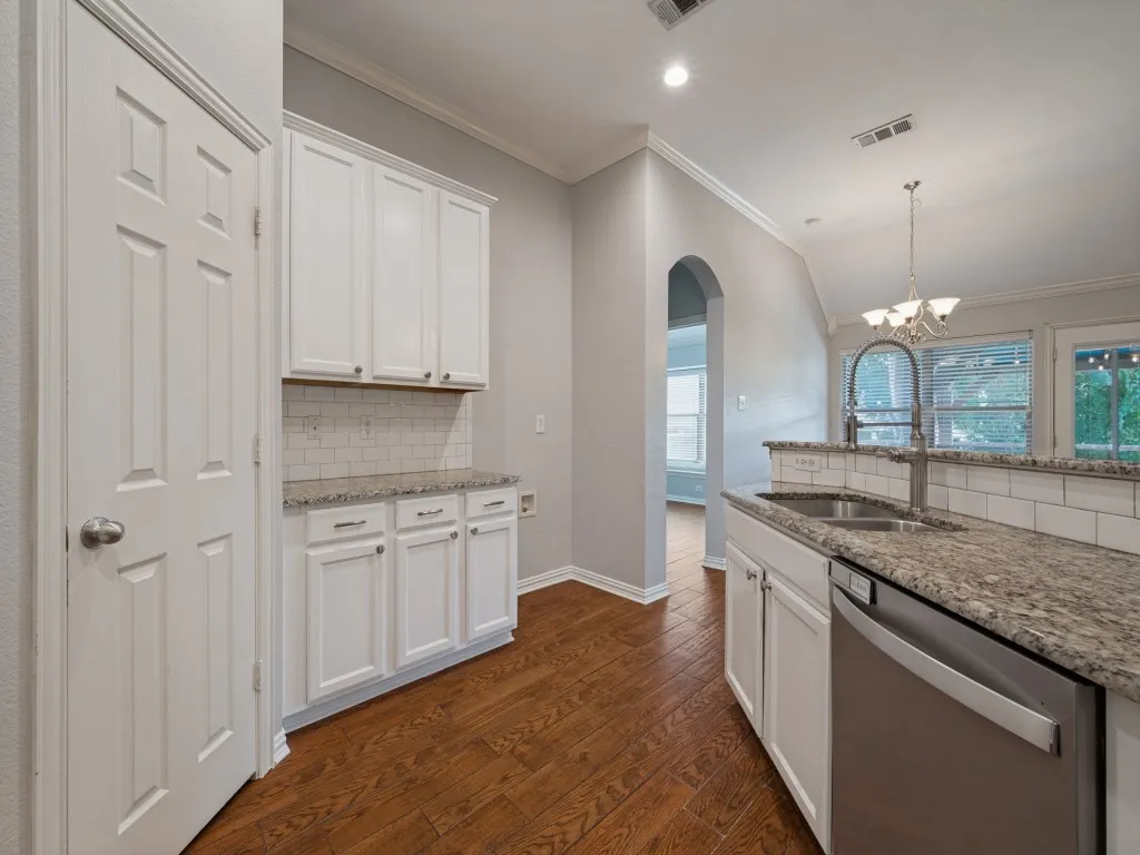 Single Family Residence For Sale in Collin County , 7505 Shasta Drive, Mc Kinney, Texas 75071, 4 Bedroom, 2 Bathroom, 2 Garage spaces, 1,924 Sqft, built in 2006, mls#21395707, Real Estate Agent in Mc Kinney, Homes For Sale in Collin county, Homes For Sale in Mc Kinney, Realtor in Mc Kinney Texas, Real Estate Brokerage Independent Realty Texas, Luminita Cordes Realtor