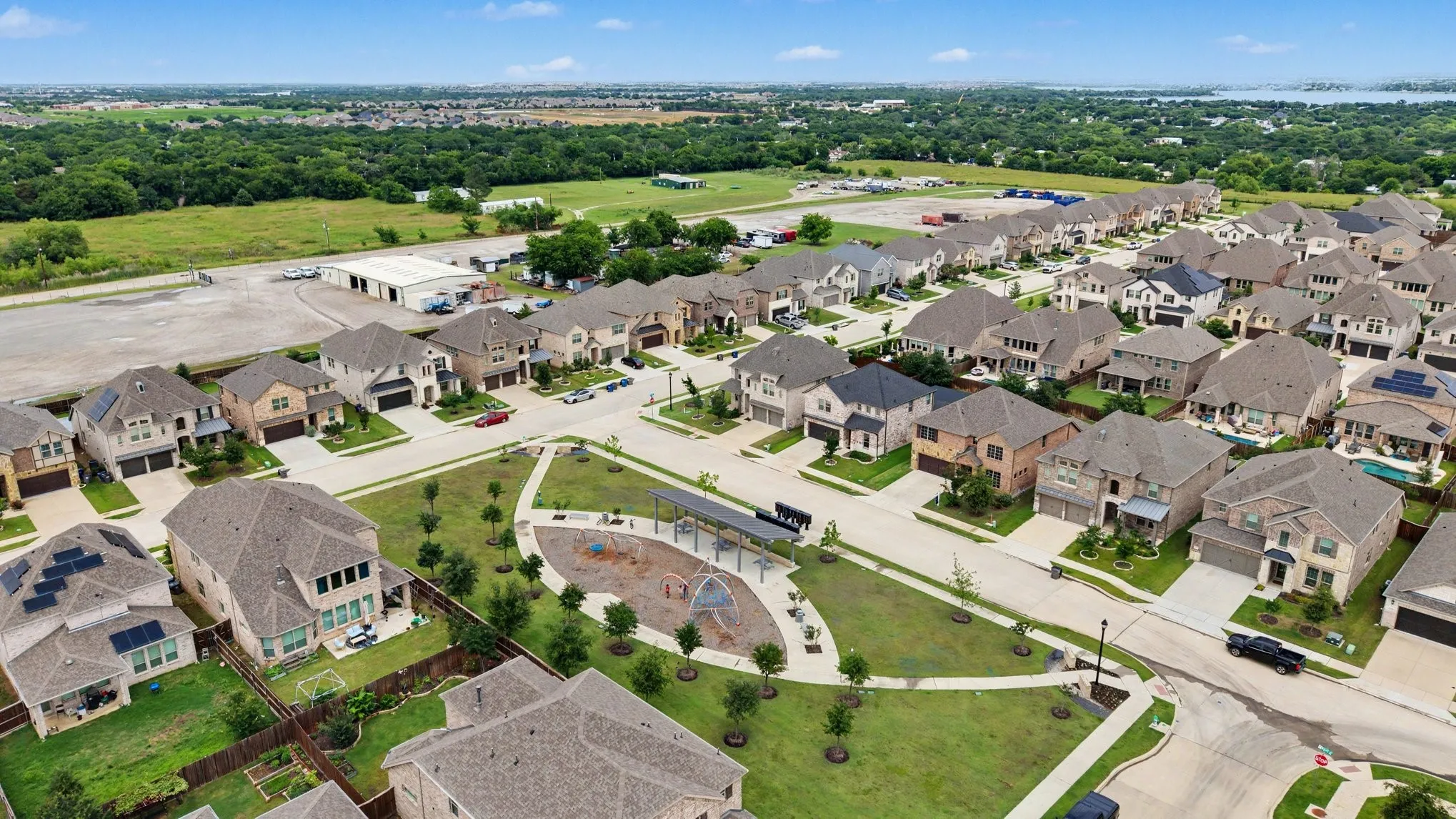 Single Family Residence For Sale in Denton County , 2317 Willow Garden Drive, Little Elm, Texas 75068, 5 Bedroom, 4 Bathroom, 2 Garage spaces, 3,496 Sqft, built in 2021, mls#21401850, Real Estate Agent in Little Elm, Homes For Sale in Denton county, Homes For Sale in Little Elm, Realtor in Little Elm Texas, Real Estate Brokerage Independent Realty Texas, Luminita Cordes Realtor