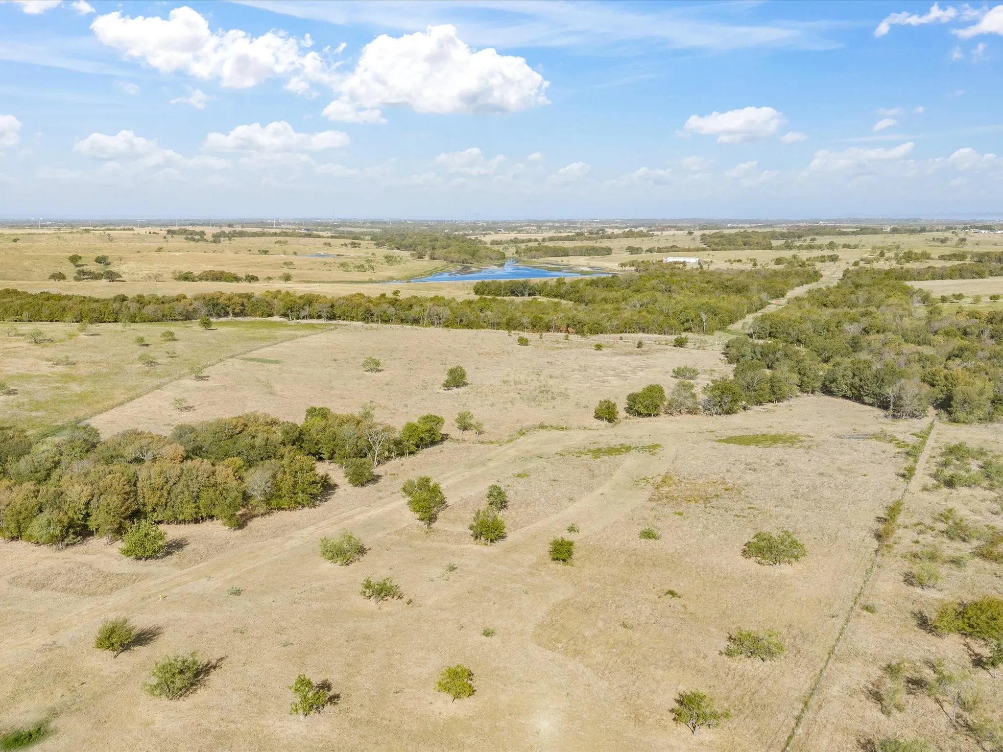 Single Family Residence For Sale in Ellis County , 781 Alsdorf Road, Ennis, Texas 75119, 5 Bedroom, 4 Bathroom, 2 Garage spaces, 3,438 Sqft, built in 2021, mls#21400616, Real Estate Agent in Ennis, Homes For Sale in Ellis county, Homes For Sale in Ennis, Realtor in Ennis Texas, Real Estate Brokerage Independent Realty Texas, Luminita Cordes Realtor