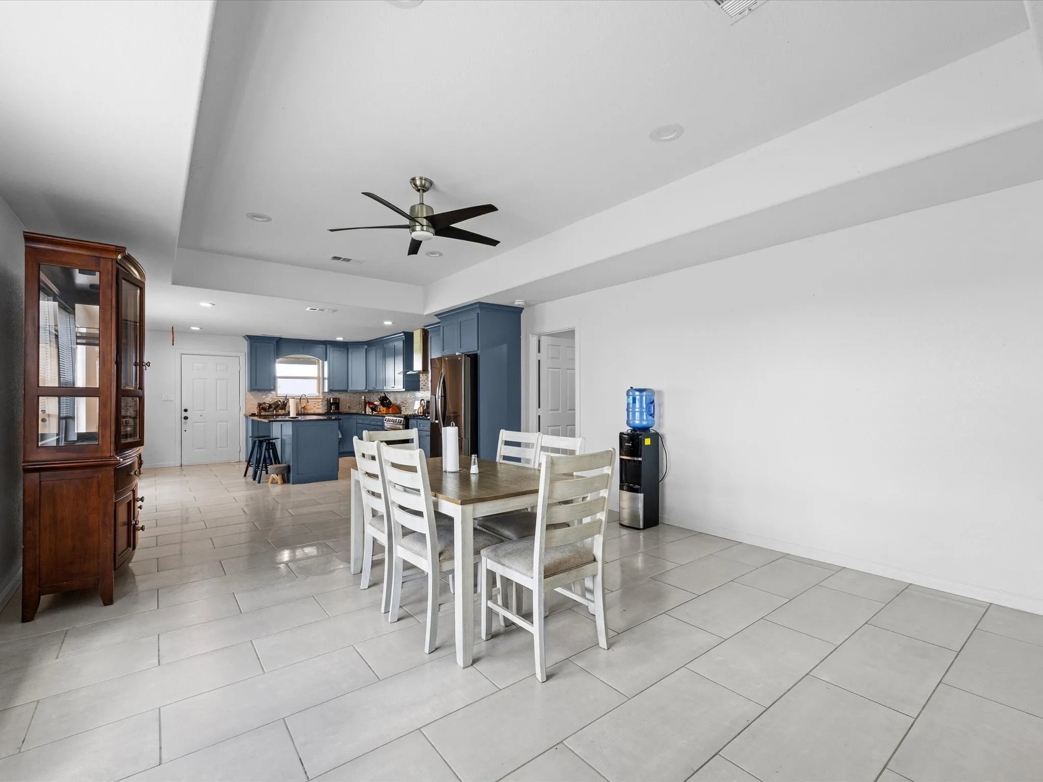 Single Family Residence For Sale in Ellis County , 781 Alsdorf Road, Ennis, Texas 75119, 5 Bedroom, 4 Bathroom, 2 Garage spaces, 3,438 Sqft, built in 2021, mls#21400616, Real Estate Agent in Ennis, Homes For Sale in Ellis county, Homes For Sale in Ennis, Realtor in Ennis Texas, Real Estate Brokerage Independent Realty Texas, Luminita Cordes Realtor