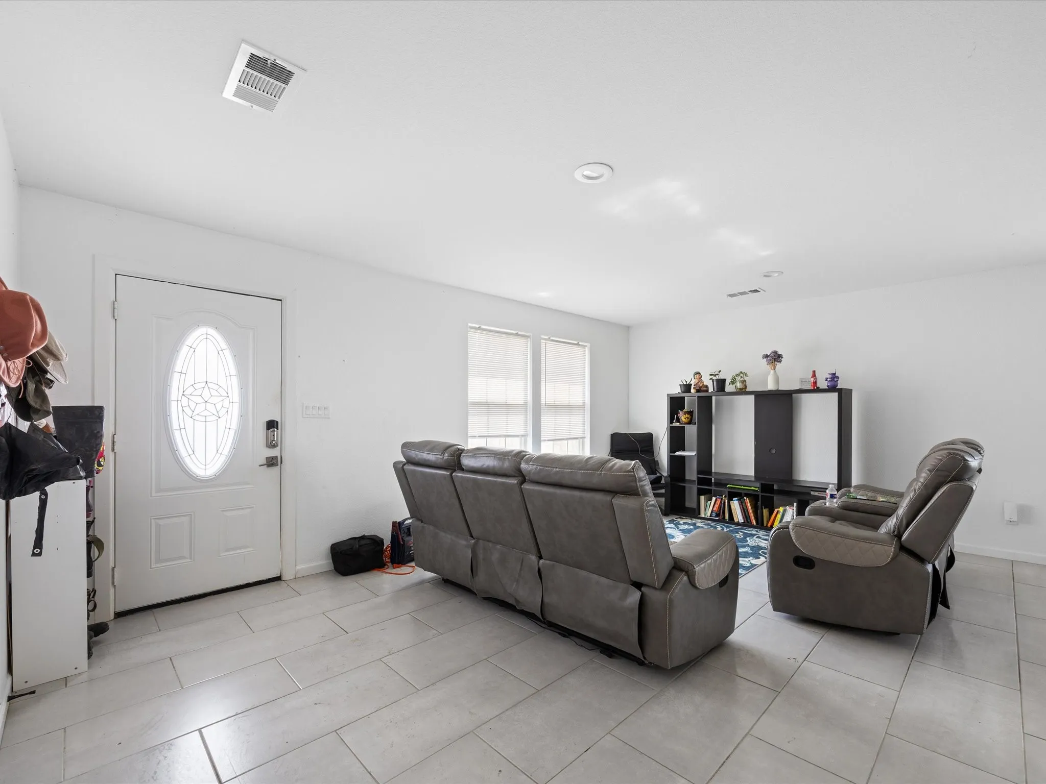 Single Family Residence For Sale in Ellis County , 781 Alsdorf Road, Ennis, Texas 75119, 5 Bedroom, 4 Bathroom, 2 Garage spaces, 3,438 Sqft, built in 2021, mls#21400616, Real Estate Agent in Ennis, Homes For Sale in Ellis county, Homes For Sale in Ennis, Realtor in Ennis Texas, Real Estate Brokerage Independent Realty Texas, Luminita Cordes Realtor