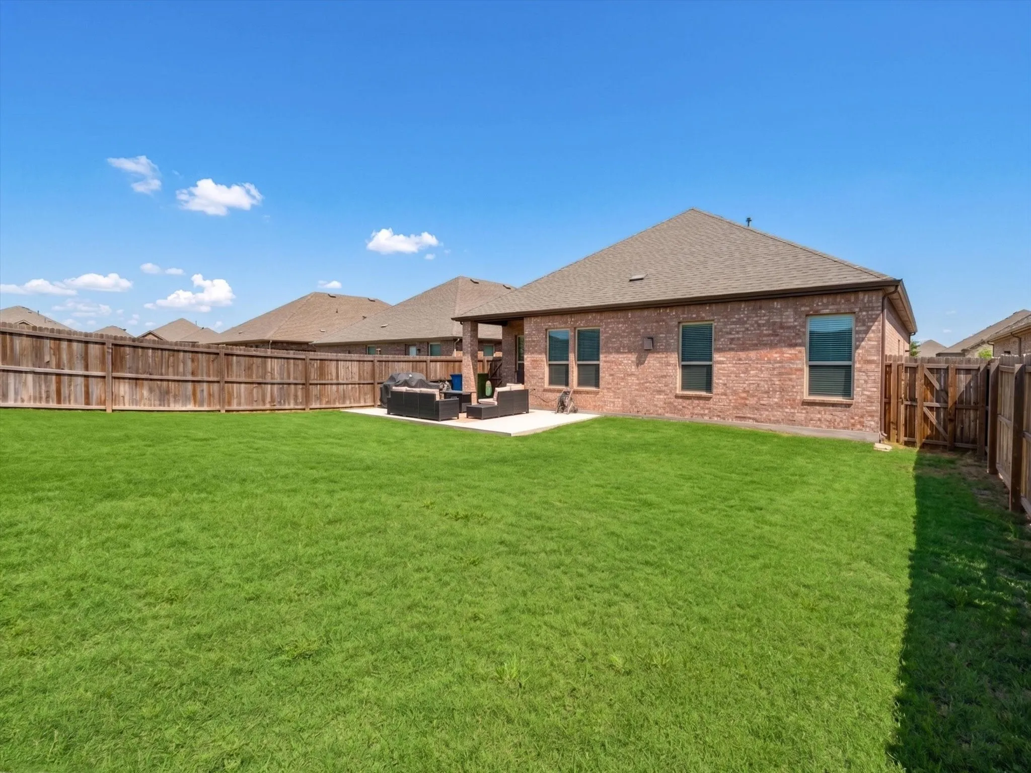 Single Family Residence For Rent in Denton County , 3027 Moccasin Lane, Aubrey, Texas 76227, 4 Bedroom, 2 Bathroom, 2 Garage spaces, 2,033 Sqft, built in 2022, mls#21401392, Real Estate Agent in Aubrey, Homes For Rent in Denton county, Homes For Rent in Aubrey, Realtor in Aubrey Texas, Real Estate Brokerage Independent Realty Texas, Luminita Cordes Realtor