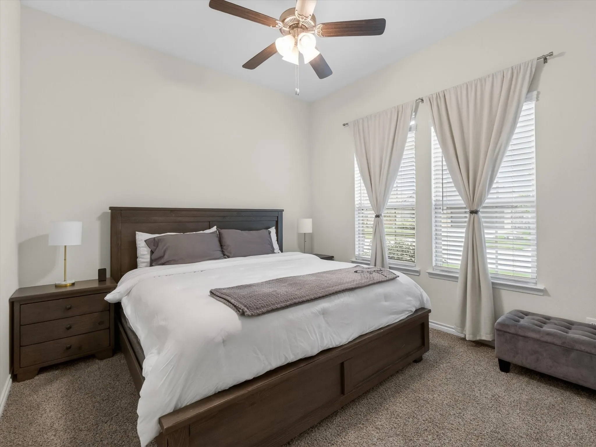 Single Family Residence For Rent in Denton County , 3027 Moccasin Lane, Aubrey, Texas 76227, 4 Bedroom, 2 Bathroom, 2 Garage spaces, 2,033 Sqft, built in 2022, mls#21401392, Real Estate Agent in Aubrey, Homes For Rent in Denton county, Homes For Rent in Aubrey, Realtor in Aubrey Texas, Real Estate Brokerage Independent Realty Texas, Luminita Cordes Realtor