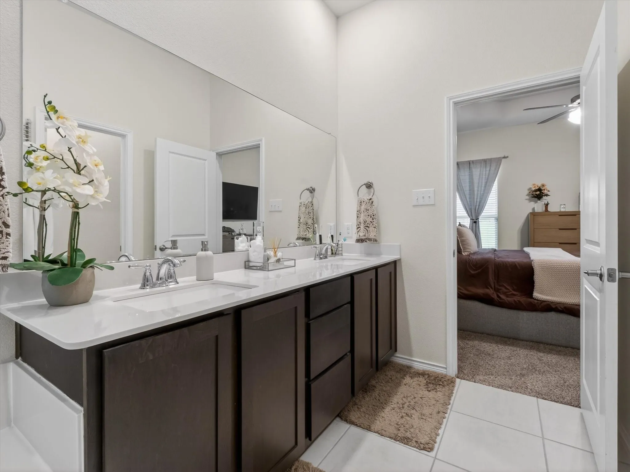Single Family Residence For Rent in Denton County , 3027 Moccasin Lane, Aubrey, Texas 76227, 4 Bedroom, 2 Bathroom, 2 Garage spaces, 2,033 Sqft, built in 2022, mls#21401392, Real Estate Agent in Aubrey, Homes For Rent in Denton county, Homes For Rent in Aubrey, Realtor in Aubrey Texas, Real Estate Brokerage Independent Realty Texas, Luminita Cordes Realtor
