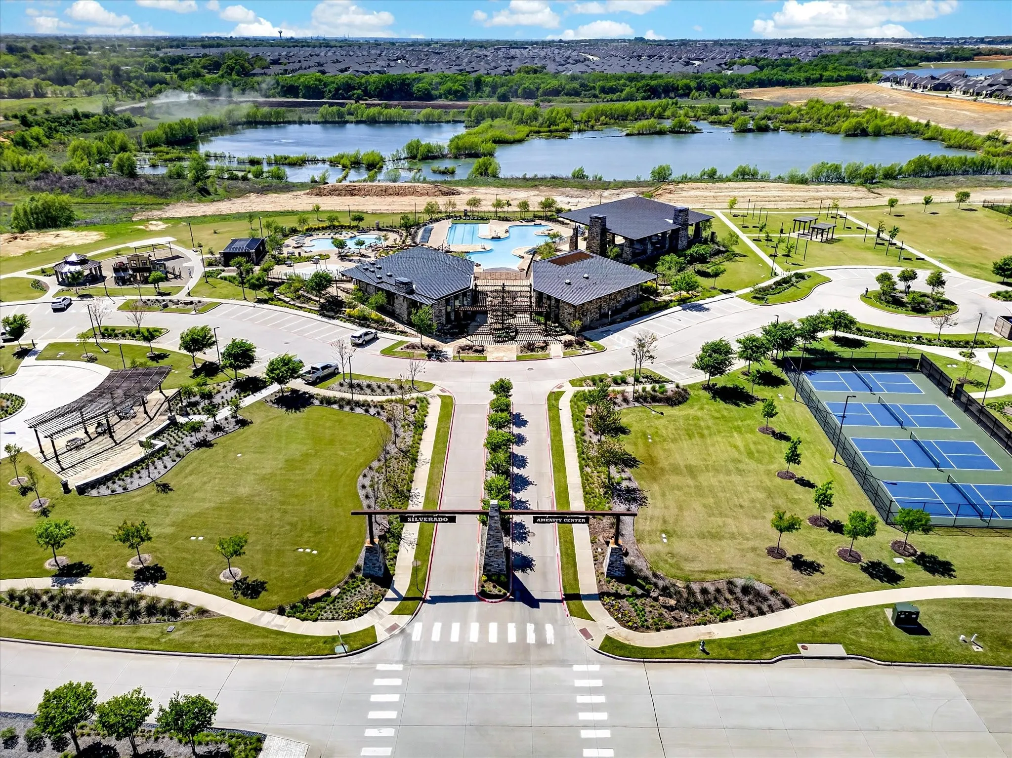 Single Family Residence For Rent in Denton County , 3027 Moccasin Lane, Aubrey, Texas 76227, 4 Bedroom, 2 Bathroom, 2 Garage spaces, 2,033 Sqft, built in 2022, mls#21401392, Real Estate Agent in Aubrey, Homes For Rent in Denton county, Homes For Rent in Aubrey, Realtor in Aubrey Texas, Real Estate Brokerage Independent Realty Texas, Luminita Cordes Realtor