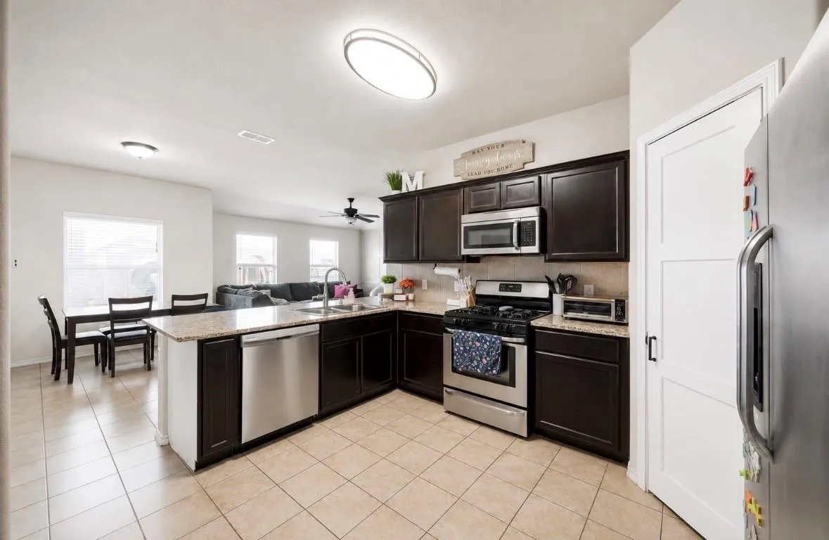 Single Family Residence For Sale in Tarrant County , 5104 Austin Ridge, Fort Worth, Texas 76179, 4 Bedroom, 2 Bathroom, 2 Garage spaces, 1,822 Sqft, built in 2017, mls#21401858, Real Estate Agent in Fort Worth, Homes For Sale in Tarrant county, Homes For Sale in Fort Worth, Realtor in Fort Worth Texas, Real Estate Brokerage Independent Realty Texas, Luminita Cordes Realtor