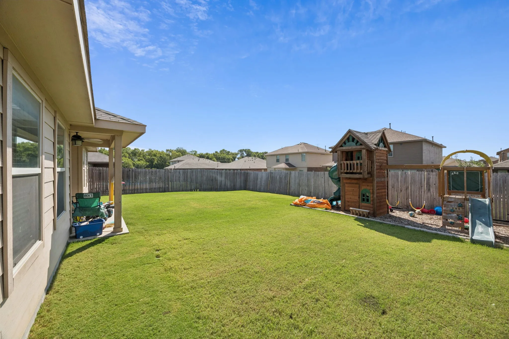 Single Family Residence For Sale in Tarrant County , 5104 Austin Ridge, Fort Worth, Texas 76179, 4 Bedroom, 2 Bathroom, 2 Garage spaces, 1,822 Sqft, built in 2017, mls#21401858, Real Estate Agent in Fort Worth, Homes For Sale in Tarrant county, Homes For Sale in Fort Worth, Realtor in Fort Worth Texas, Real Estate Brokerage Independent Realty Texas, Luminita Cordes Realtor