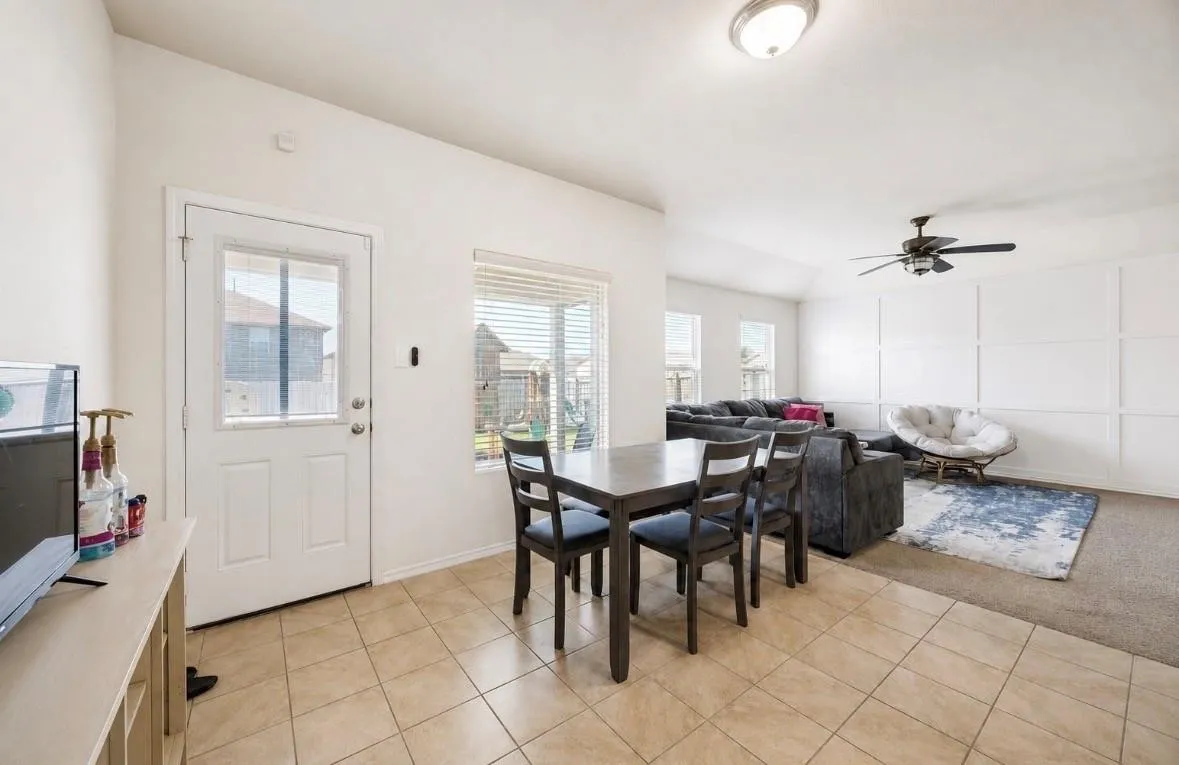 Single Family Residence For Sale in Tarrant County , 5104 Austin Ridge, Fort Worth, Texas 76179, 4 Bedroom, 2 Bathroom, 2 Garage spaces, 1,822 Sqft, built in 2017, mls#21401858, Real Estate Agent in Fort Worth, Homes For Sale in Tarrant county, Homes For Sale in Fort Worth, Realtor in Fort Worth Texas, Real Estate Brokerage Independent Realty Texas, Luminita Cordes Realtor