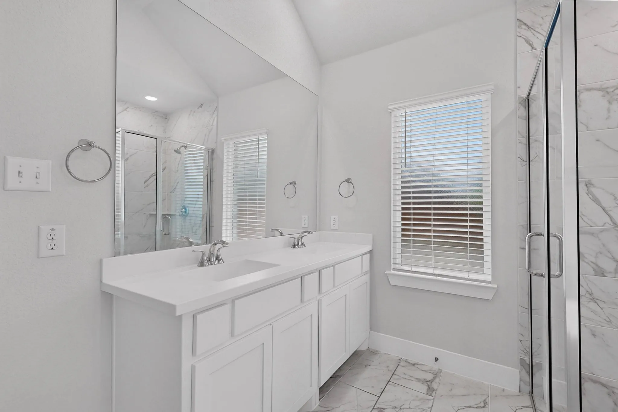 Single Family Residence For Rent in Grayson County , 1636 Whispering Meadow Drive, Van Alstyne, Texas 75495, 3 Bedroom, 2 Bathroom, 2 Garage spaces, 1,598 Sqft, built in 2024, mls#21401852, Real Estate Agent in Van Alstyne, Homes For Rent in Grayson county, Homes For Rent in Van Alstyne, Realtor in Van Alstyne Texas, Real Estate Brokerage Independent Realty Texas, Luminita Cordes Realtor