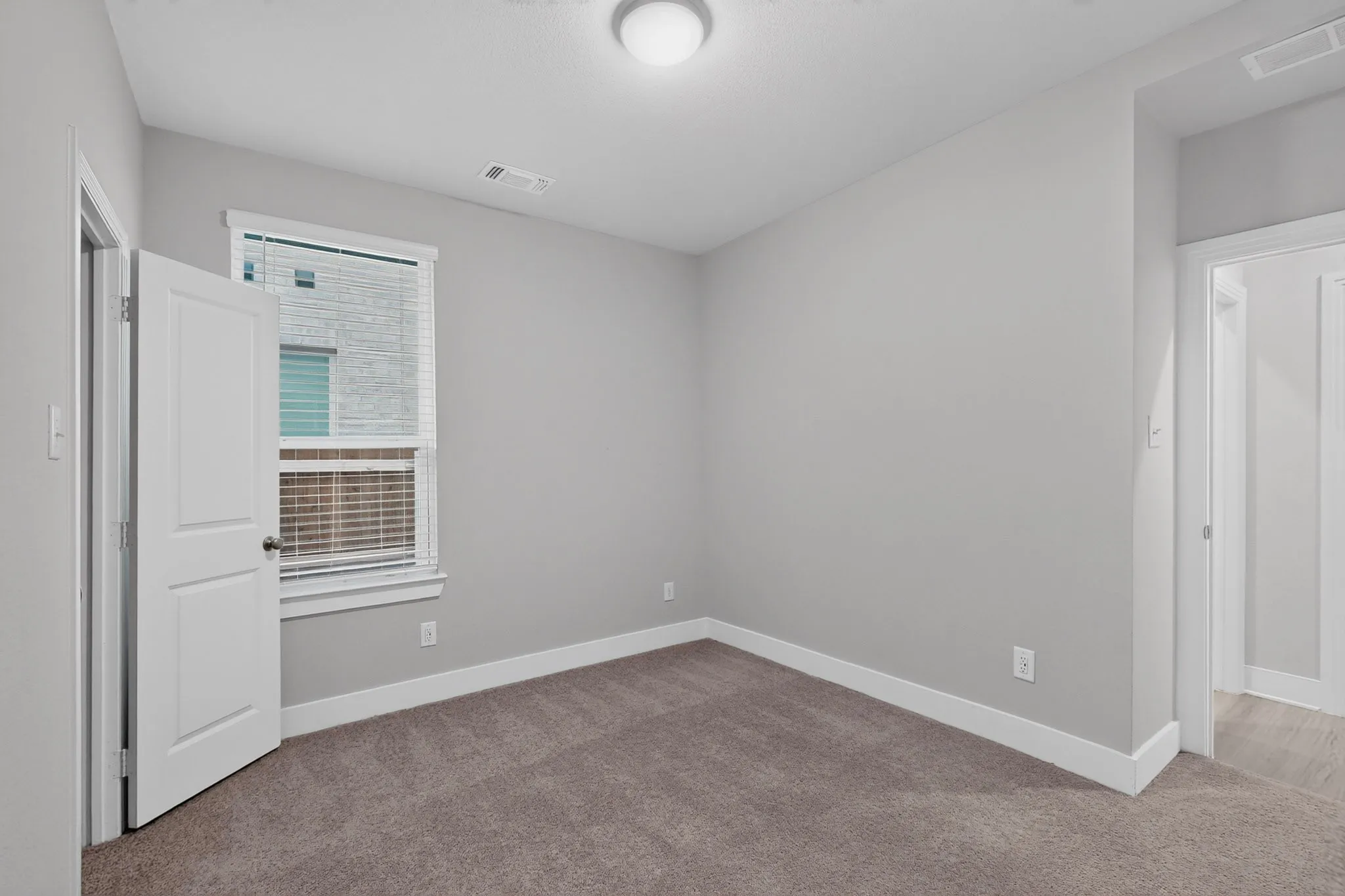 Single Family Residence For Rent in Grayson County , 1636 Whispering Meadow Drive, Van Alstyne, Texas 75495, 3 Bedroom, 2 Bathroom, 2 Garage spaces, 1,598 Sqft, built in 2024, mls#21401852, Real Estate Agent in Van Alstyne, Homes For Rent in Grayson county, Homes For Rent in Van Alstyne, Realtor in Van Alstyne Texas, Real Estate Brokerage Independent Realty Texas, Luminita Cordes Realtor