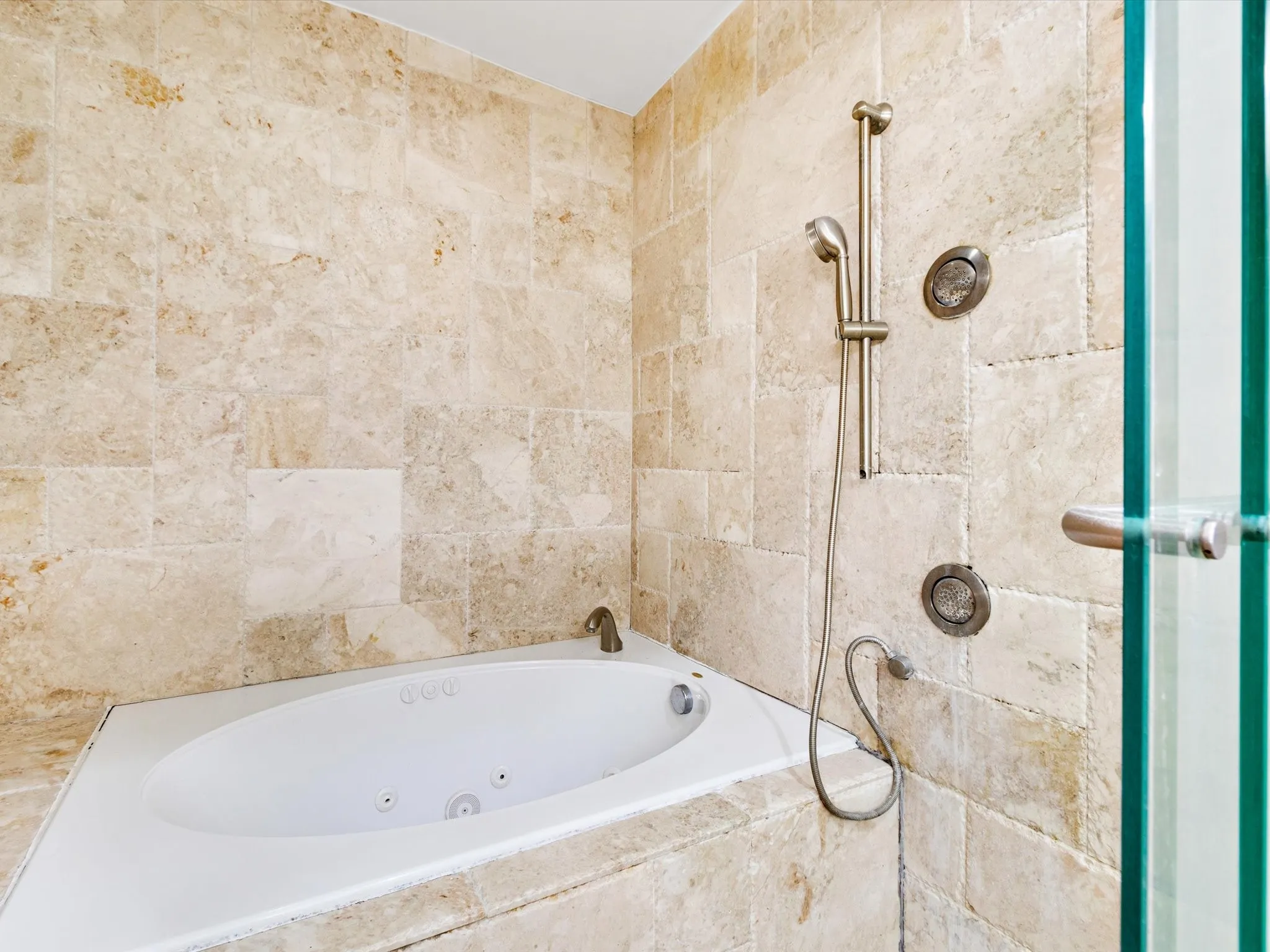 Spa like primary bath