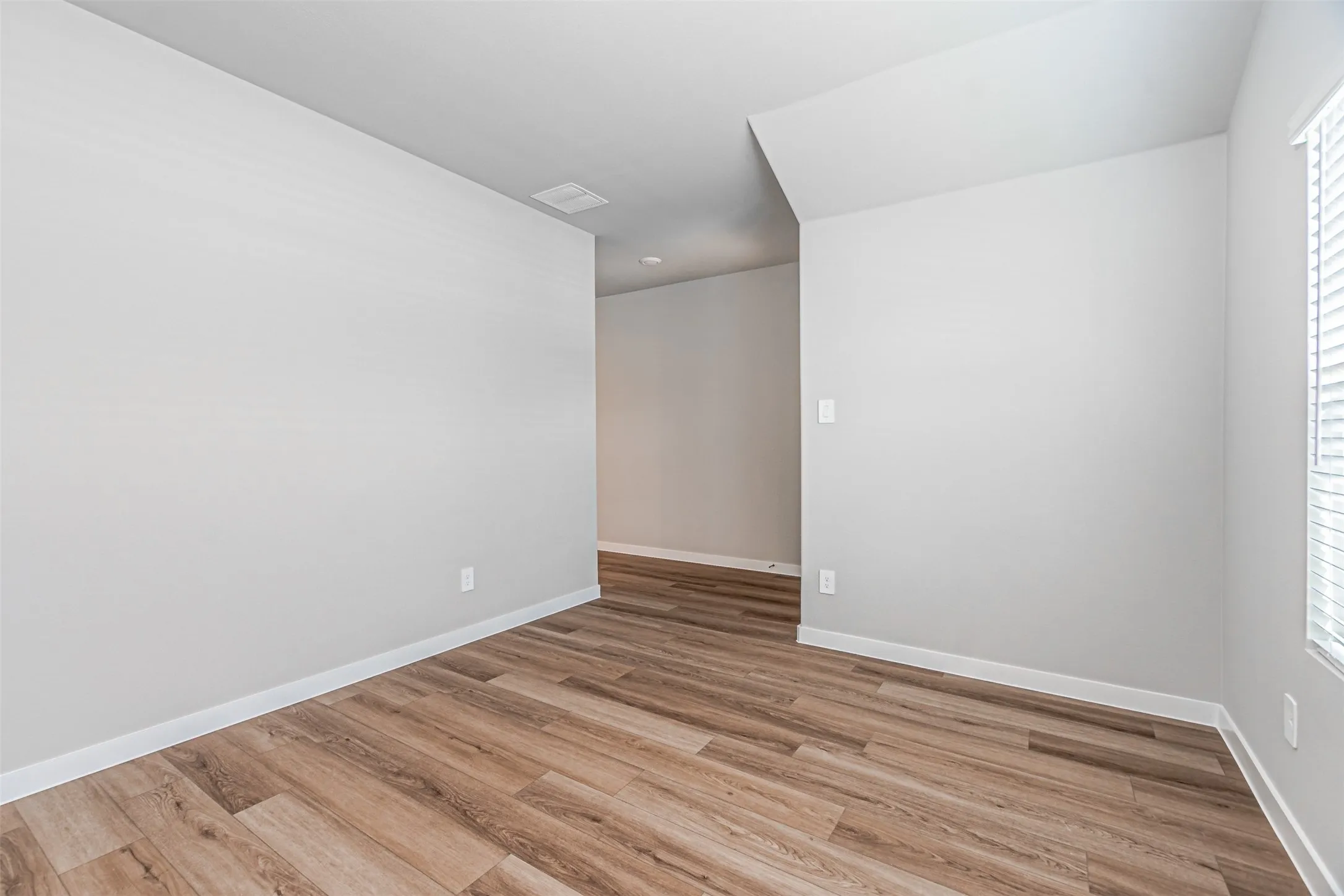 Single Family Residence For Rent in Collin County , 6208 Chickney Drive, Princeton, Texas 75071, 3 Bedroom, 2 Bathroom, 2 Garage spaces, 1,833 Sqft, built in 2026, mls#21401798, Real Estate Agent in Princeton, Homes For Rent in Collin county, Homes For Rent in Princeton, Realtor in Princeton Texas, Real Estate Brokerage Independent Realty Texas, Luminita Cordes Realtor