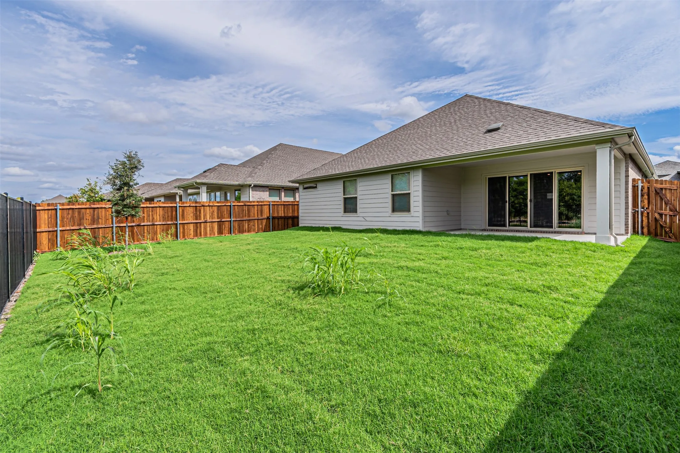 Single Family Residence For Rent in Collin County , 6208 Chickney Drive, Princeton, Texas 75071, 3 Bedroom, 2 Bathroom, 2 Garage spaces, 1,833 Sqft, built in 2026, mls#21401798, Real Estate Agent in Princeton, Homes For Rent in Collin county, Homes For Rent in Princeton, Realtor in Princeton Texas, Real Estate Brokerage Independent Realty Texas, Luminita Cordes Realtor