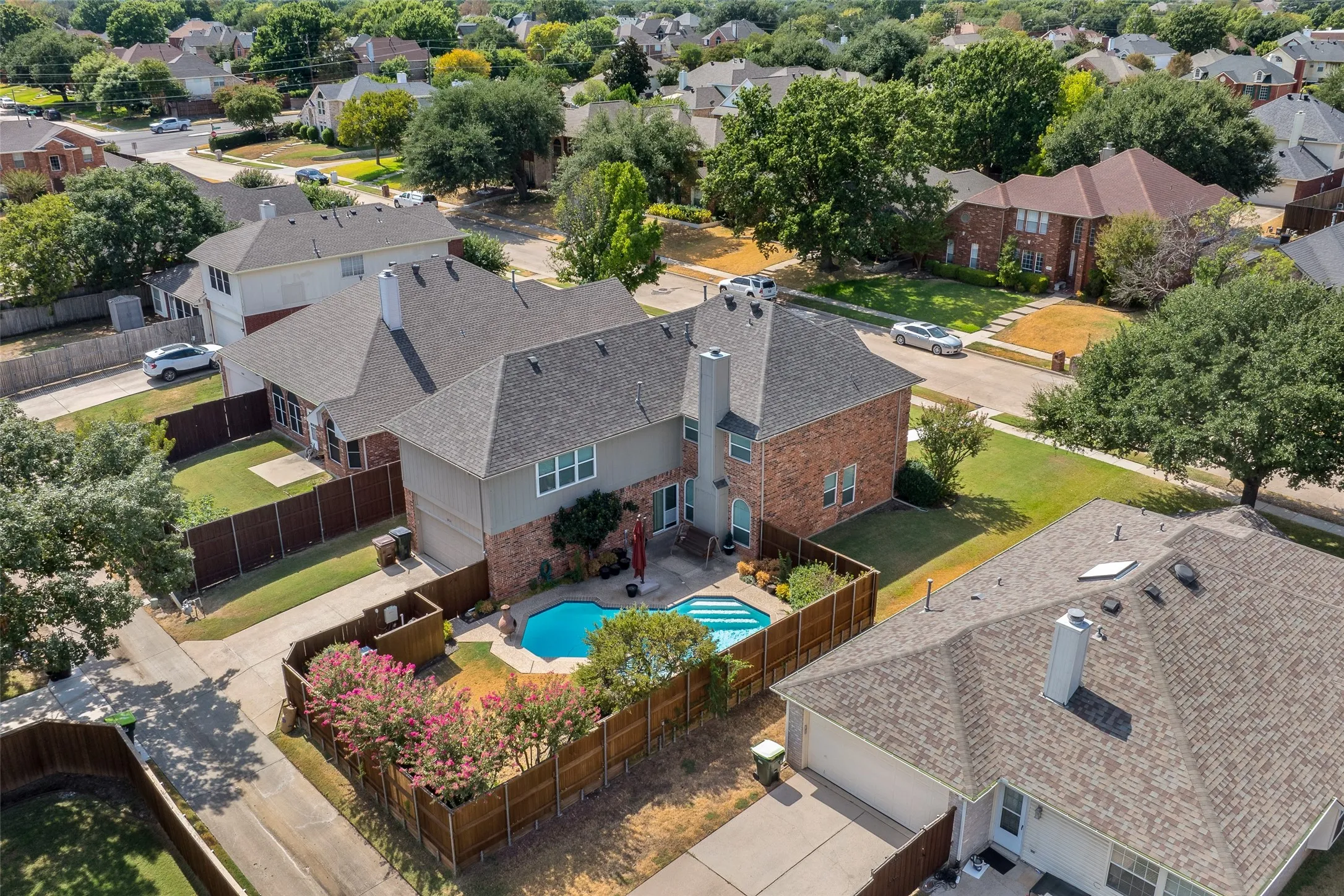 Single Family Residence For Sale in Collin County , 8024 Alderwood Place, Plano, Texas 75025, 5 Bedroom, 3 Bathroom, 2 Garage spaces, 2,674 Sqft, built in 1993, mls#21401021, Real Estate Agent in Plano, Homes For Sale in Collin county, Homes For Sale in Plano, Realtor in Plano Texas, Real Estate Brokerage Independent Realty Texas, Luminita Cordes Realtor