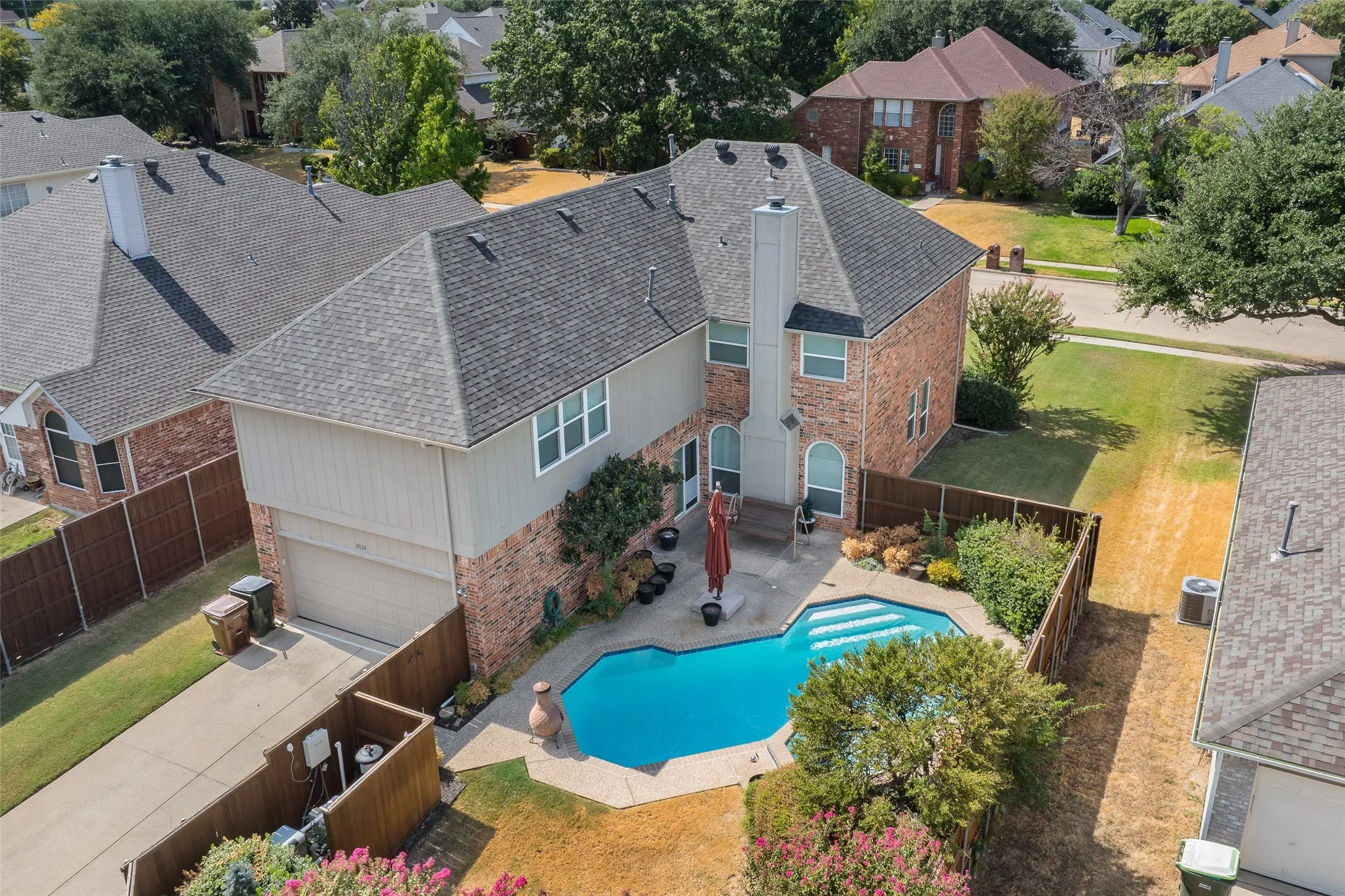 Single Family Residence For Sale in Collin County , 8024 Alderwood Place, Plano, Texas 75025, 5 Bedroom, 3 Bathroom, 2 Garage spaces, 2,674 Sqft, built in 1993, mls#21401021, Real Estate Agent in Plano, Homes For Sale in Collin county, Homes For Sale in Plano, Realtor in Plano Texas, Real Estate Brokerage Independent Realty Texas, Luminita Cordes Realtor