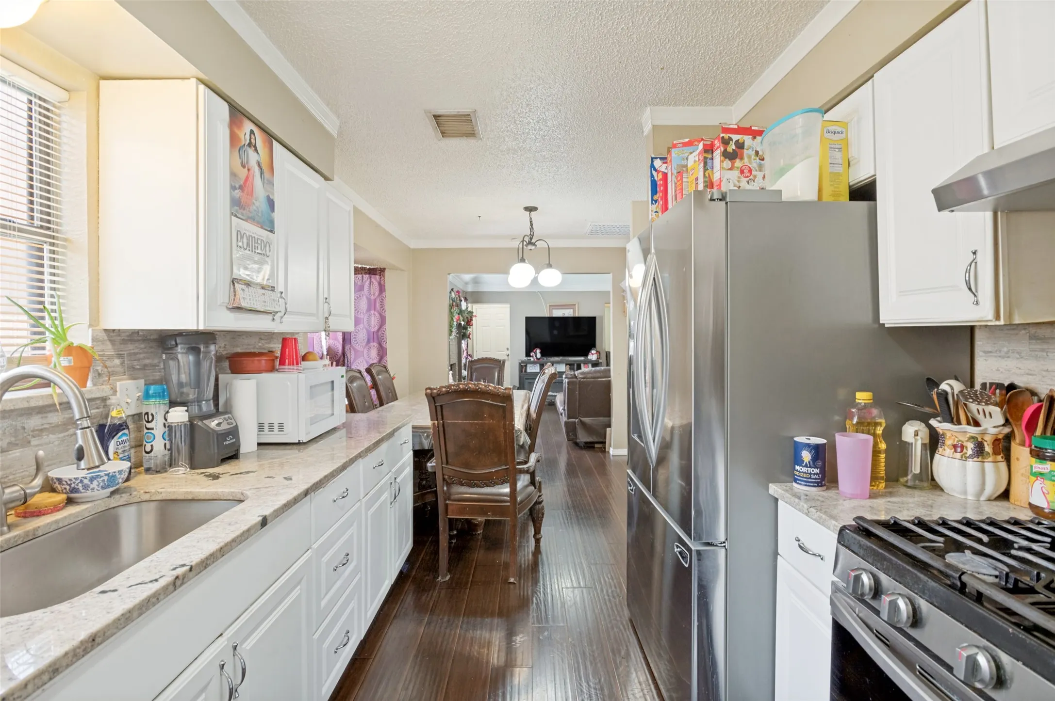 Single Family Residence For Sale in Dallas County , 1325 Abbott Drive, Irving, Texas 75060, 4 Bedroom, 3 Bathroom, Garage spaces, 1,161 Sqft, built in 1985, mls#21401863, Real Estate Agent in Irving, Homes For Sale in Dallas county, Homes For Sale in Irving, Realtor in Irving Texas, Real Estate Brokerage Independent Realty Texas, Luminita Cordes Realtor