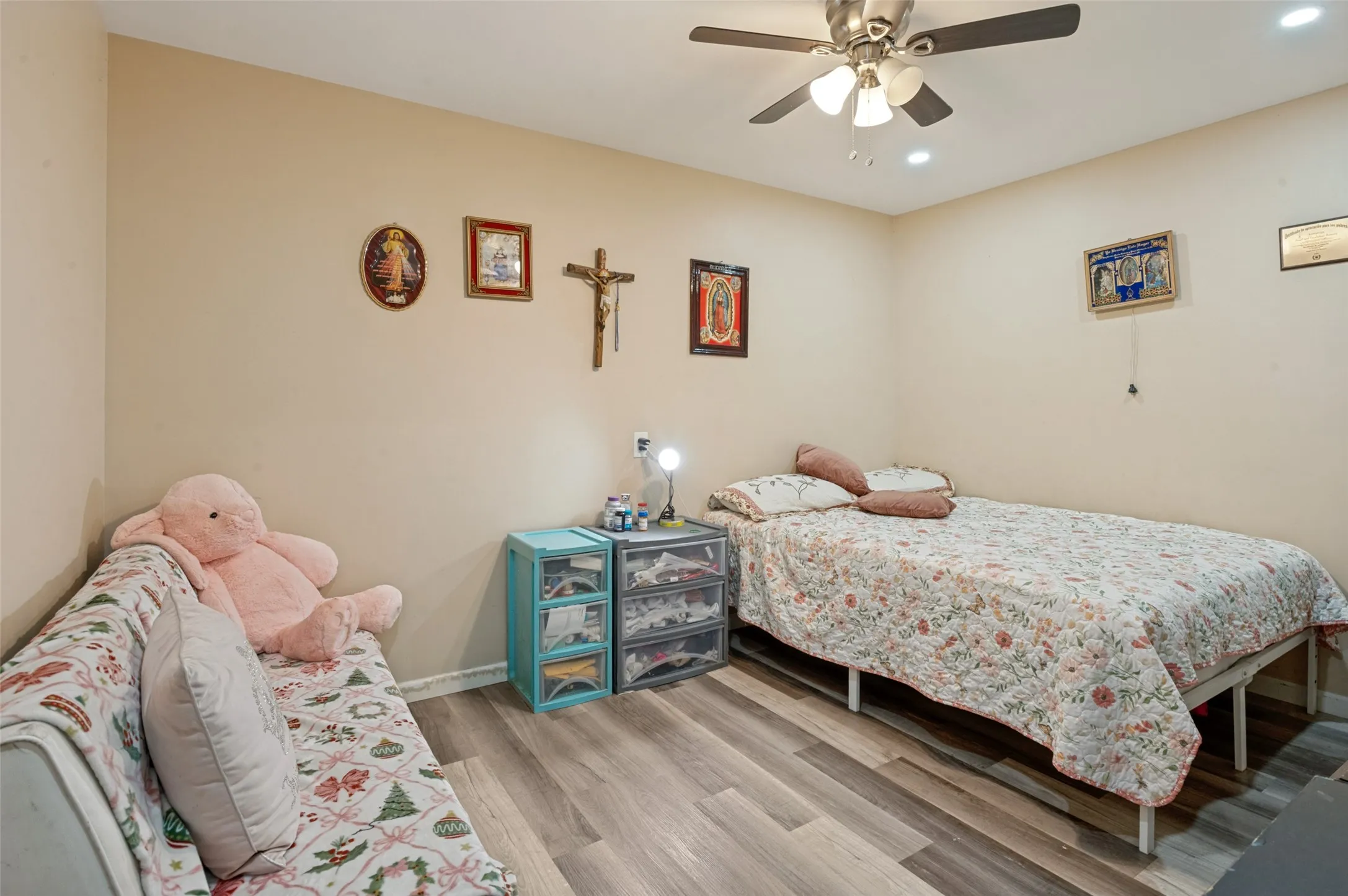 Single Family Residence For Sale in Dallas County , 1325 Abbott Drive, Irving, Texas 75060, 4 Bedroom, 3 Bathroom, Garage spaces, 1,161 Sqft, built in 1985, mls#21401863, Real Estate Agent in Irving, Homes For Sale in Dallas county, Homes For Sale in Irving, Realtor in Irving Texas, Real Estate Brokerage Independent Realty Texas, Luminita Cordes Realtor