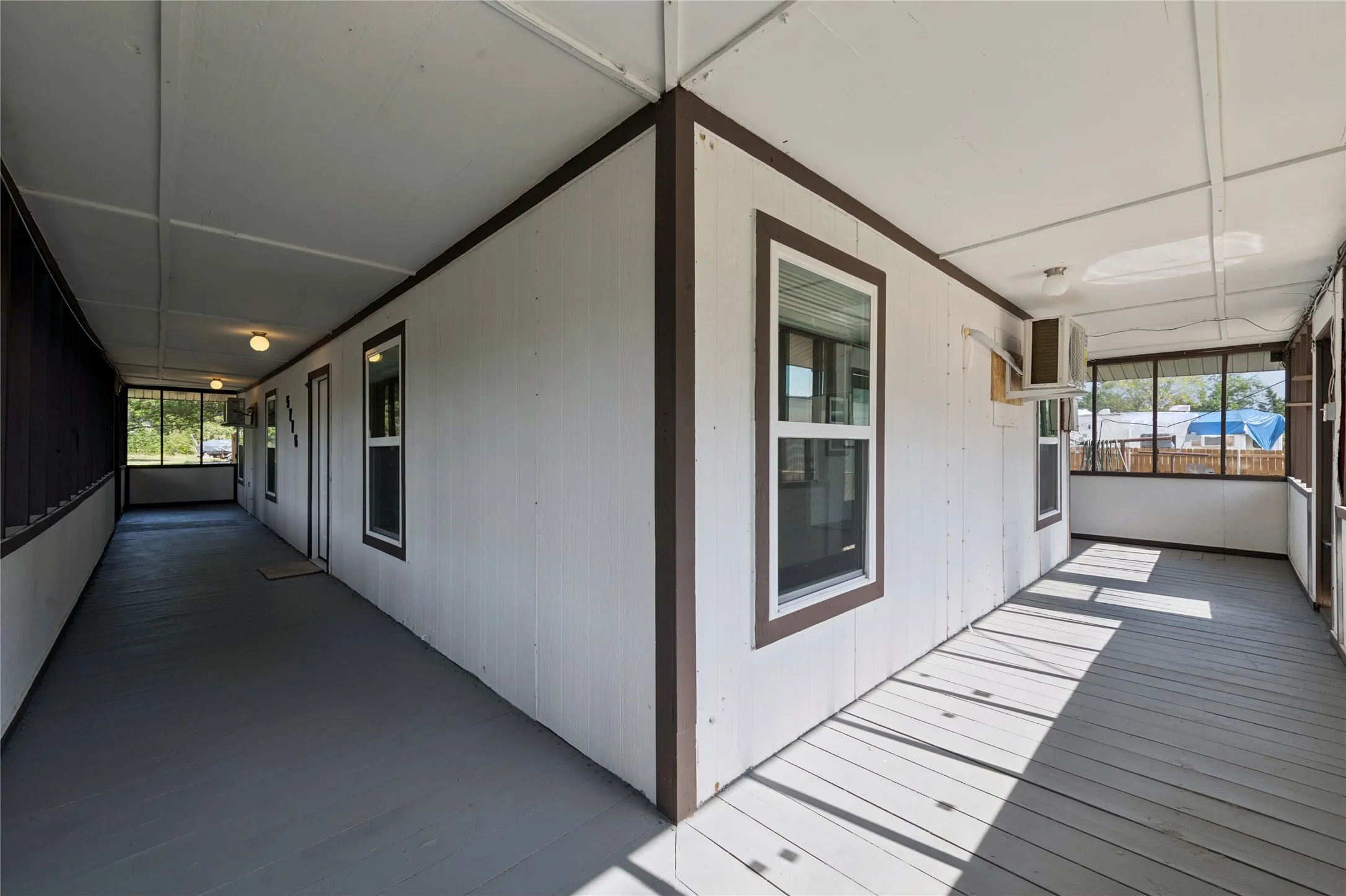 Single Family Residence For Sale in Collin County , 5776 County Road 927, Nevada, Texas 75173, 2 Bedroom, 1 Bathroom, Garage spaces, 1,143 Sqft, built in 1983, mls#21401867, Real Estate Agent in Nevada, Homes For Sale in Collin county, Homes For Sale in Nevada, Realtor in Nevada Texas, Real Estate Brokerage Independent Realty Texas, Luminita Cordes Realtor