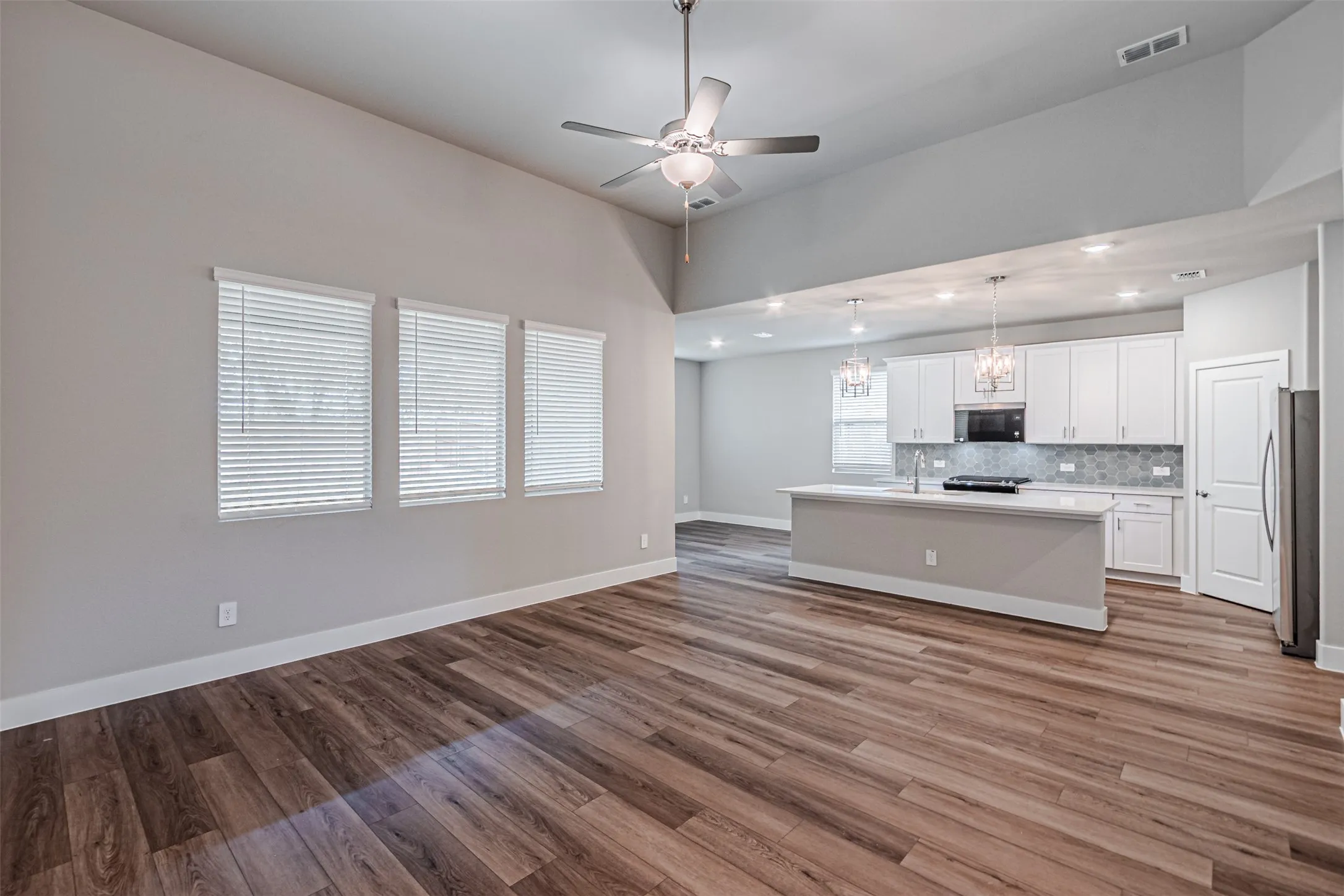 Single Family Residence For Rent in Collin County , 1310 Winters Way, Princeton, Texas 75071, 4 Bedroom, 2 Bathroom, 2 Garage spaces, 1,874 Sqft, built in 2026, mls#21401869, Real Estate Agent in Princeton, Homes For Rent in Collin county, Homes For Rent in Princeton, Realtor in Princeton Texas, Real Estate Brokerage Independent Realty Texas, Luminita Cordes Realtor