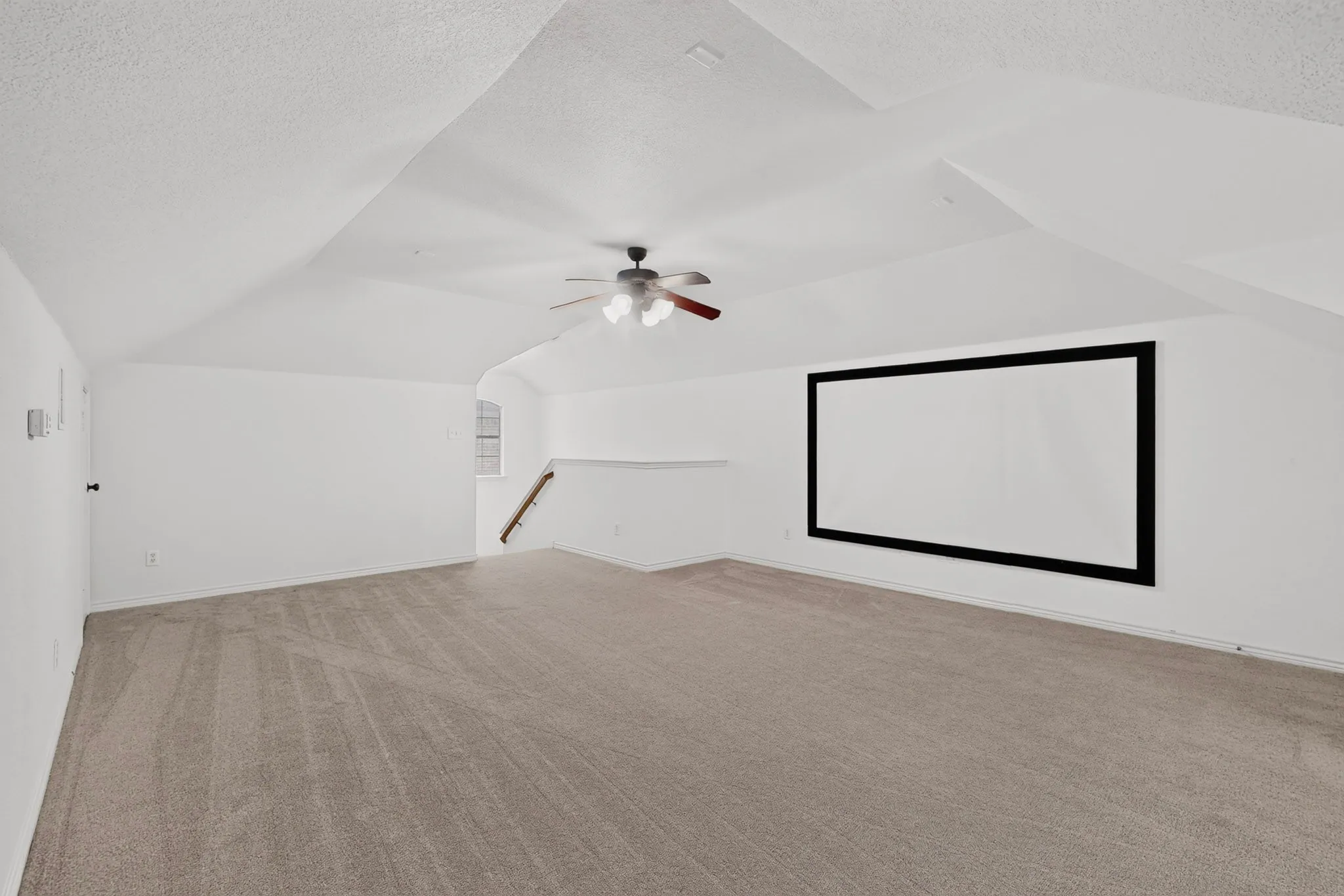 Single Family Residence For Sale in Tarrant County , 839 Evergreen Lane, Burleson, Texas 76028, 4 Bedroom, 2 Bathroom, 2 Garage spaces, 2,714 Sqft, built in 2005, mls#21401871, Real Estate Agent in Burleson, Homes For Sale in Tarrant county, Homes For Sale in Burleson, Realtor in Burleson Texas, Real Estate Brokerage Independent Realty Texas, Luminita Cordes Realtor