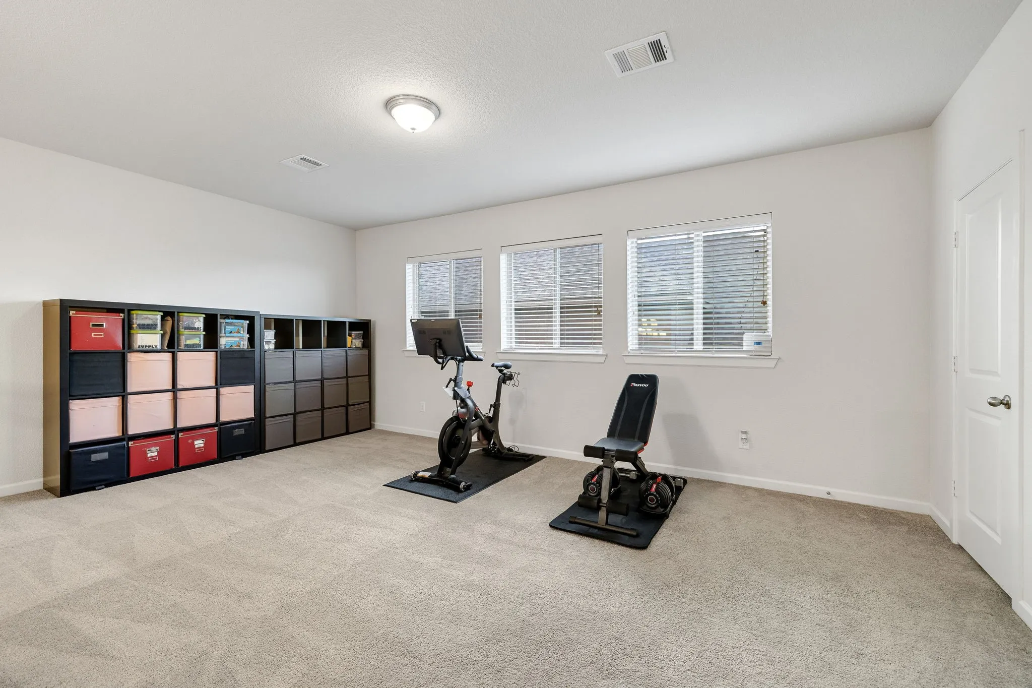 Single Family Residence For Sale in Collin County , 791 Dover Drive, Prosper, Texas 75078, 4 Bedroom, 4 Bathroom, 3 Garage spaces, 3,952 Sqft, built in 2018, mls#21401865, Real Estate Agent in Prosper, Homes For Sale in Collin county, Homes For Sale in Prosper, Realtor in Prosper Texas, Real Estate Brokerage Independent Realty Texas, Luminita Cordes Realtor