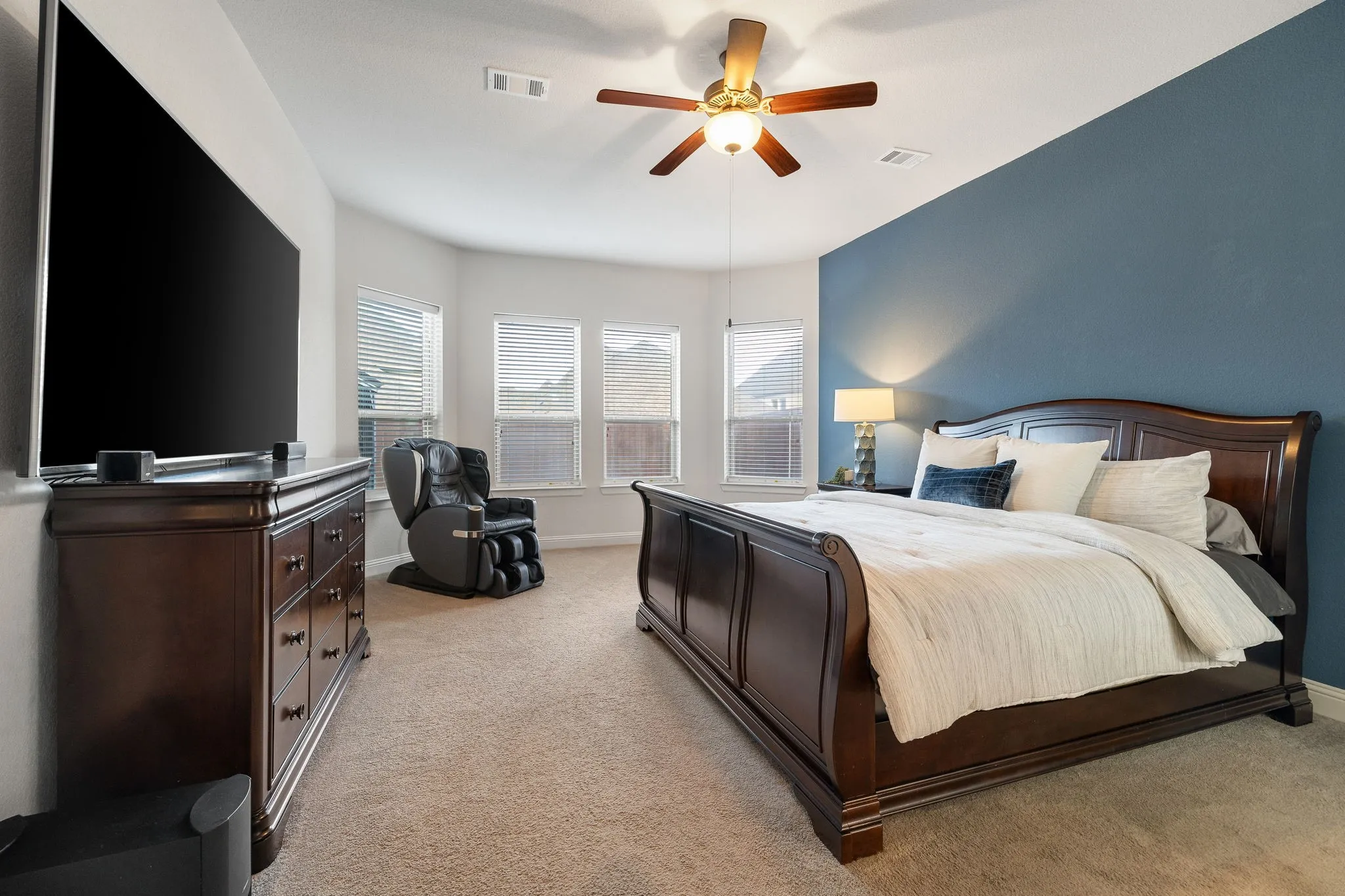 Single Family Residence For Sale in Collin County , 791 Dover Drive, Prosper, Texas 75078, 4 Bedroom, 4 Bathroom, 3 Garage spaces, 3,952 Sqft, built in 2018, mls#21401865, Real Estate Agent in Prosper, Homes For Sale in Collin county, Homes For Sale in Prosper, Realtor in Prosper Texas, Real Estate Brokerage Independent Realty Texas, Luminita Cordes Realtor