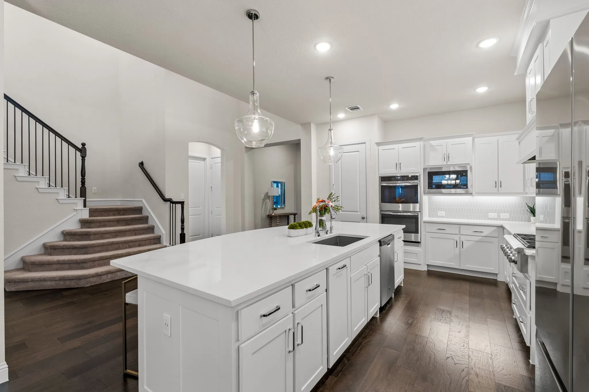 Single Family Residence For Sale in Collin County , 791 Dover Drive, Prosper, Texas 75078, 4 Bedroom, 4 Bathroom, 3 Garage spaces, 3,952 Sqft, built in 2018, mls#21401865, Real Estate Agent in Prosper, Homes For Sale in Collin county, Homes For Sale in Prosper, Realtor in Prosper Texas, Real Estate Brokerage Independent Realty Texas, Luminita Cordes Realtor
