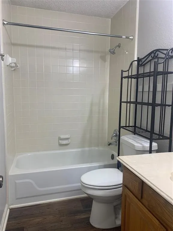 Single Family Residence For Rent in Tarrant County , 2766 Claremont Drive, Grand Prairie, Texas 75052, 3 Bedroom, 2 Bathroom, 2 Garage spaces, 1,497 Sqft, built in 1985, mls#21401860, Real Estate Agent in Grand Prairie, Homes For Rent in Tarrant county, Homes For Rent in Grand Prairie, Realtor in Grand Prairie Texas, Real Estate Brokerage Independent Realty Texas, Luminita Cordes Realtor
