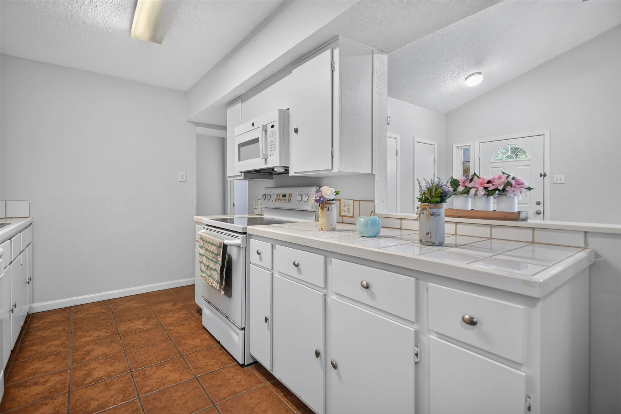 Single Family Residence For Rent in Collin County , 410 Allenwood Drive, Allen, Texas 75002, 3 Bedroom, 2 Bathroom, Garage spaces, 1,459 Sqft, built in 1963, mls#21393157, Real Estate Agent in Allen, Homes For Rent in Collin county, Homes For Rent in Allen, Realtor in Allen Texas, Real Estate Brokerage Independent Realty Texas, Luminita Cordes Realtor