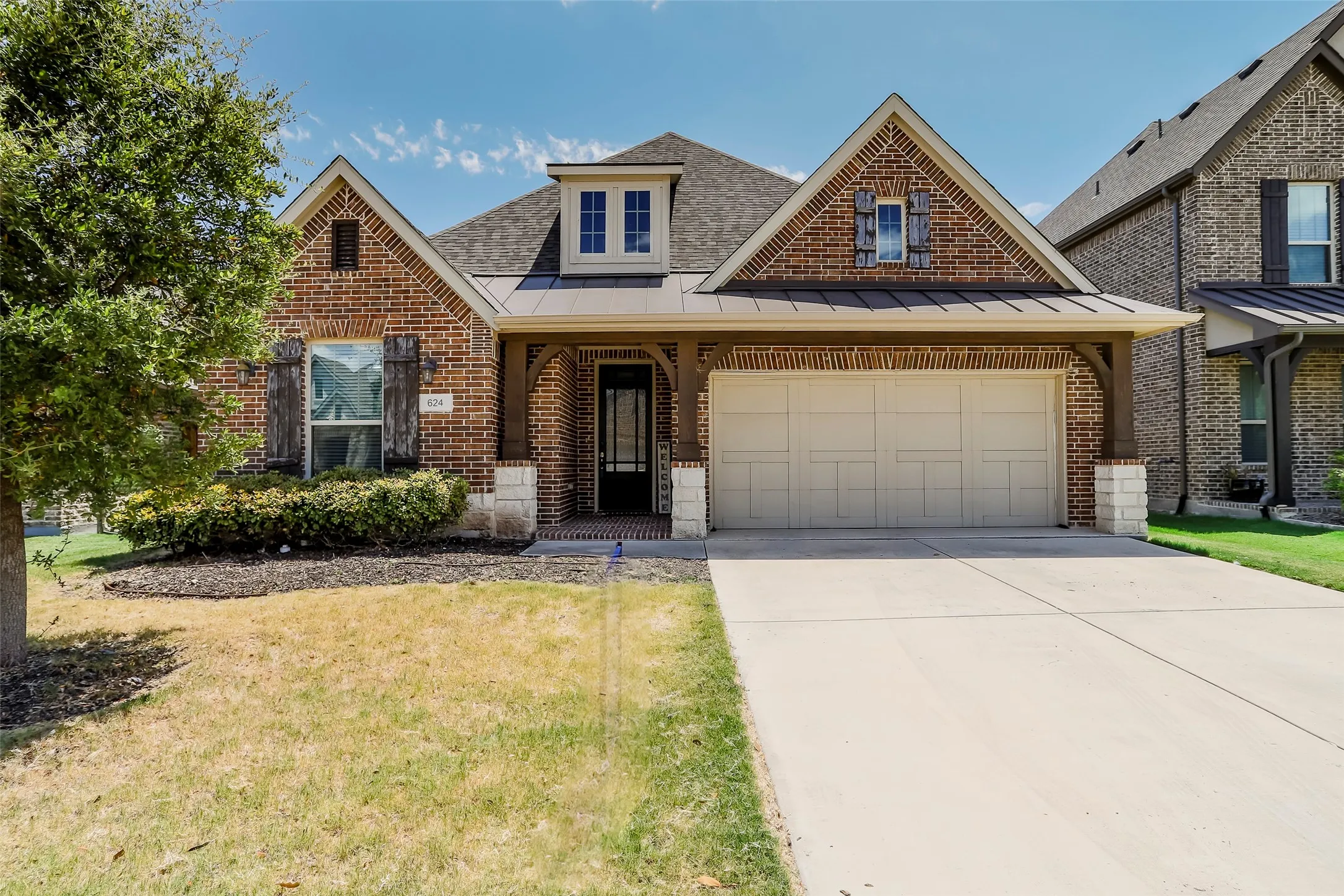 Single Family Residence For Rent in Tarrant County , 624 Rawlins Lane, Fort Worth, Texas 76131, 3 Bedroom, 2 Bathroom, 2 Garage spaces, 2,118 Sqft, built in 2016, mls#21397834, Real Estate Agent in Fort Worth, Homes For Rent in Tarrant county, Homes For Rent in Fort Worth, Realtor in Fort Worth Texas, Real Estate Brokerage Independent Realty Texas, Luminita Cordes Realtor
