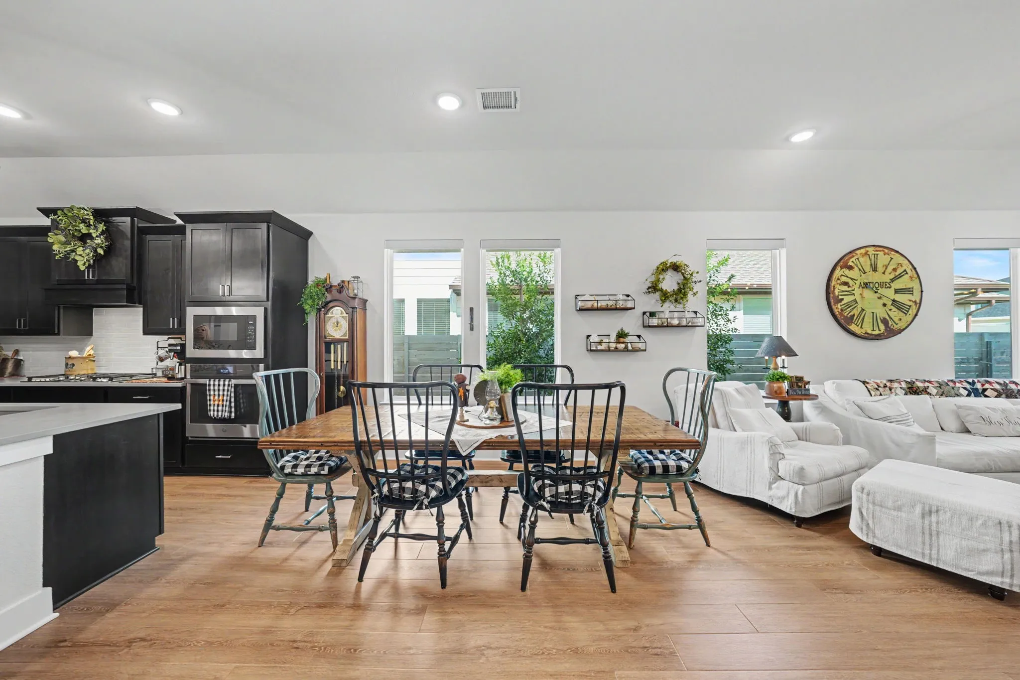 Single Family Residence For Sale in Collin County , 3104 Lenten Rose Lane, Mc Kinney, Texas 75071, 3 Bedroom, 2 Bathroom, 2 Garage spaces, 1,613 Sqft, built in 2024, mls#21400350, Real Estate Agent in Mc Kinney, Homes For Sale in Collin county, Homes For Sale in Mc Kinney, Realtor in Mc Kinney Texas, Real Estate Brokerage Independent Realty Texas, Luminita Cordes Realtor