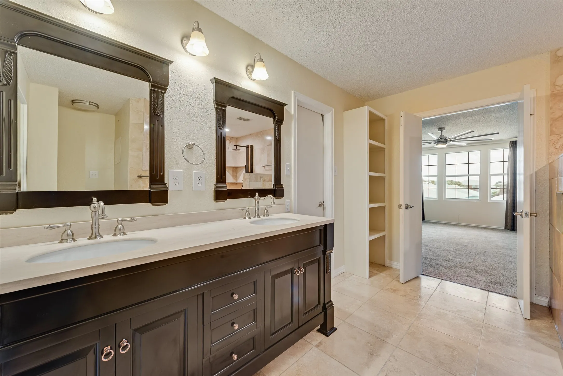 Single Family Residence For Sale in Denton County , 1629 Baxter Springs Drive, Fort Worth, Texas 76247, 5 Bedroom, 3 Bathroom, 2 Garage spaces, 3,448 Sqft, built in 2005, mls#21401689, Real Estate Agent in Fort Worth, Homes For Sale in Denton county, Homes For Sale in Fort Worth, Realtor in Fort Worth Texas, Real Estate Brokerage Independent Realty Texas, Luminita Cordes Realtor