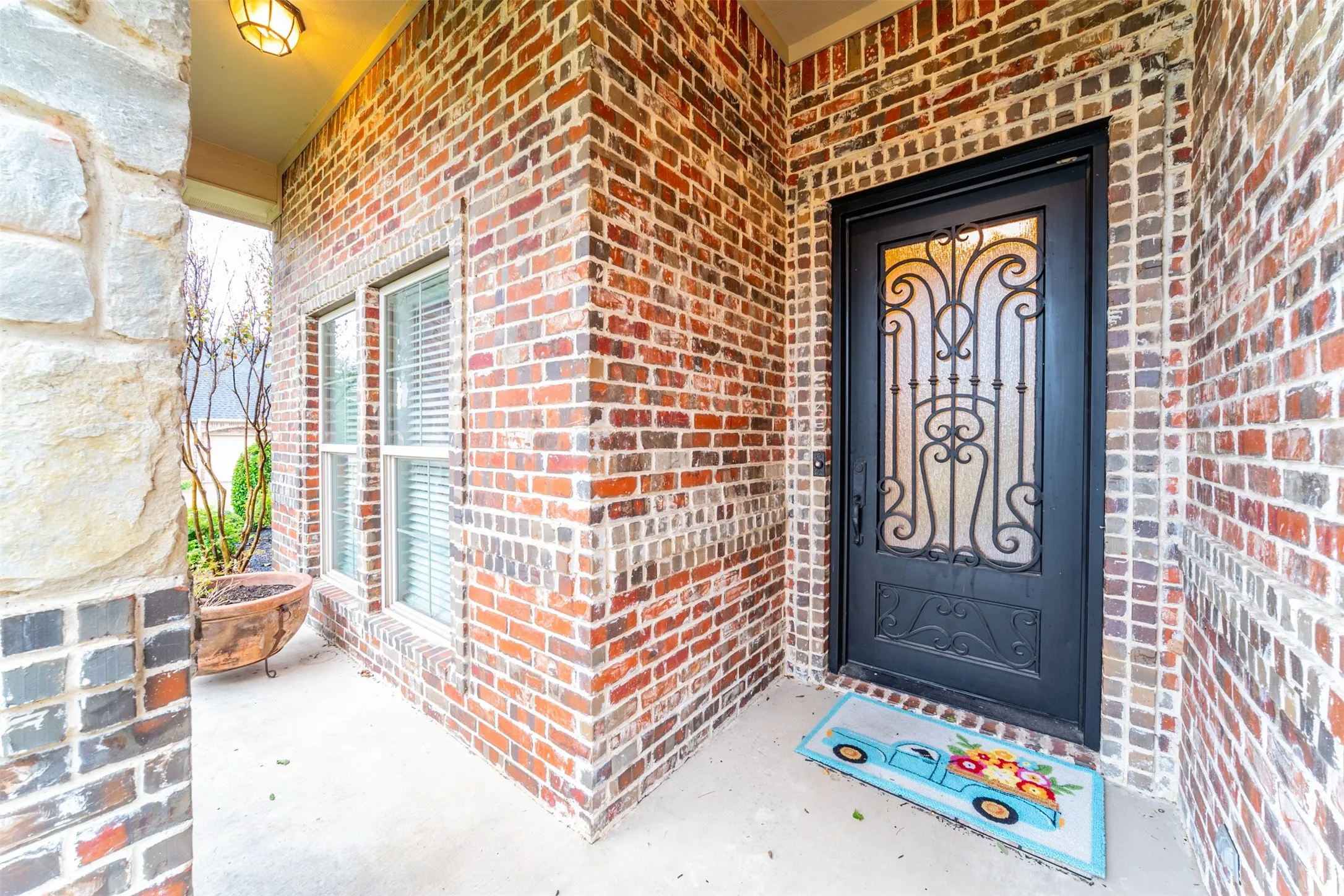Single Family Residence For Rent in Ellis County , 115 Fairway Drive, Waxahachie, Texas 75165, 3 Bedroom, 3 Bathroom, 2 Garage spaces, 2,534 Sqft, built in 2010, mls#21401879, Real Estate Agent in Waxahachie, Homes For Rent in Ellis county, Homes For Rent in Waxahachie, Realtor in Waxahachie Texas, Real Estate Brokerage Independent Realty Texas, Luminita Cordes Realtor