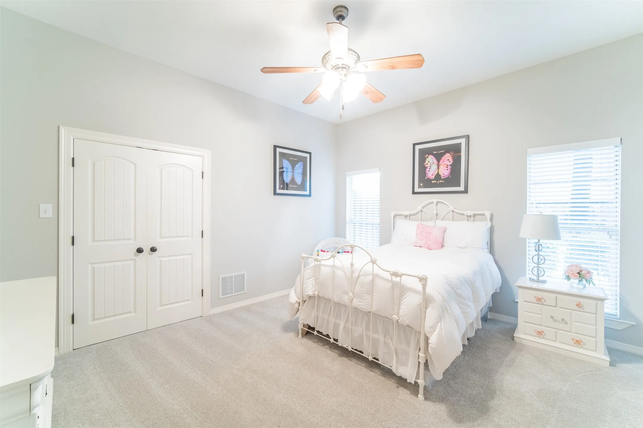 Single Family Residence For Rent in Ellis County , 115 Fairway Drive, Waxahachie, Texas 75165, 3 Bedroom, 3 Bathroom, 2 Garage spaces, 2,534 Sqft, built in 2010, mls#21401879, Real Estate Agent in Waxahachie, Homes For Rent in Ellis county, Homes For Rent in Waxahachie, Realtor in Waxahachie Texas, Real Estate Brokerage Independent Realty Texas, Luminita Cordes Realtor