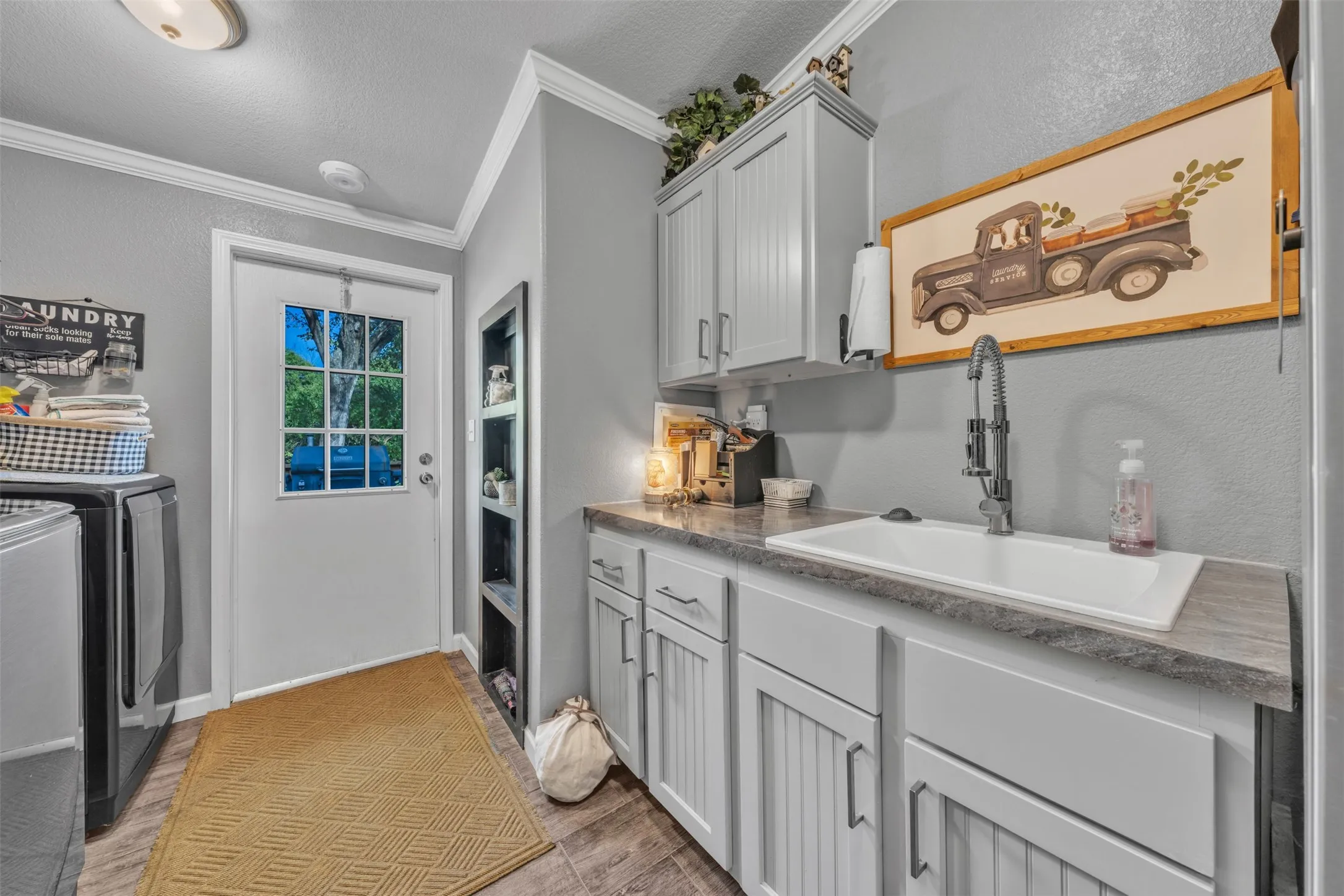 Mobile Home For Sale in Johnson County , 2421 N County Road 810, Alvarado, Texas 76009, 5 Bedroom, 3 Bathroom, 3 Garage spaces, 2,736 Sqft, built in 2022, mls#21401107, Real Estate Agent in Alvarado, Homes For Sale in Johnson county, Homes For Sale in Alvarado, Realtor in Alvarado Texas, Real Estate Brokerage Independent Realty Texas, Luminita Cordes Realtor
