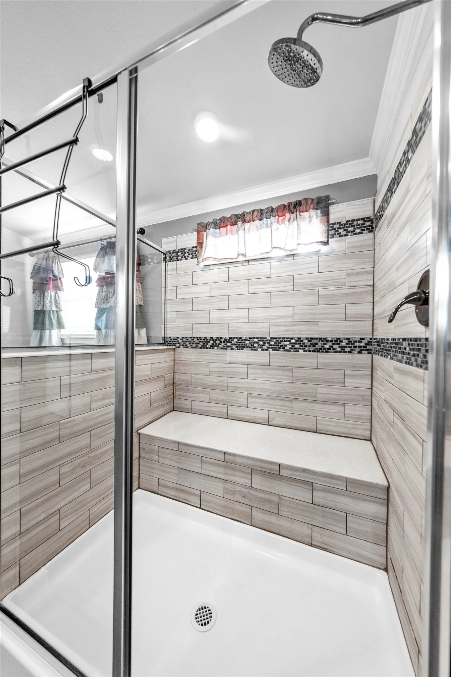 Mobile Home For Sale in Johnson County , 2421 N County Road 810, Alvarado, Texas 76009, 5 Bedroom, 3 Bathroom, 3 Garage spaces, 2,736 Sqft, built in 2022, mls#21401107, Real Estate Agent in Alvarado, Homes For Sale in Johnson county, Homes For Sale in Alvarado, Realtor in Alvarado Texas, Real Estate Brokerage Independent Realty Texas, Luminita Cordes Realtor