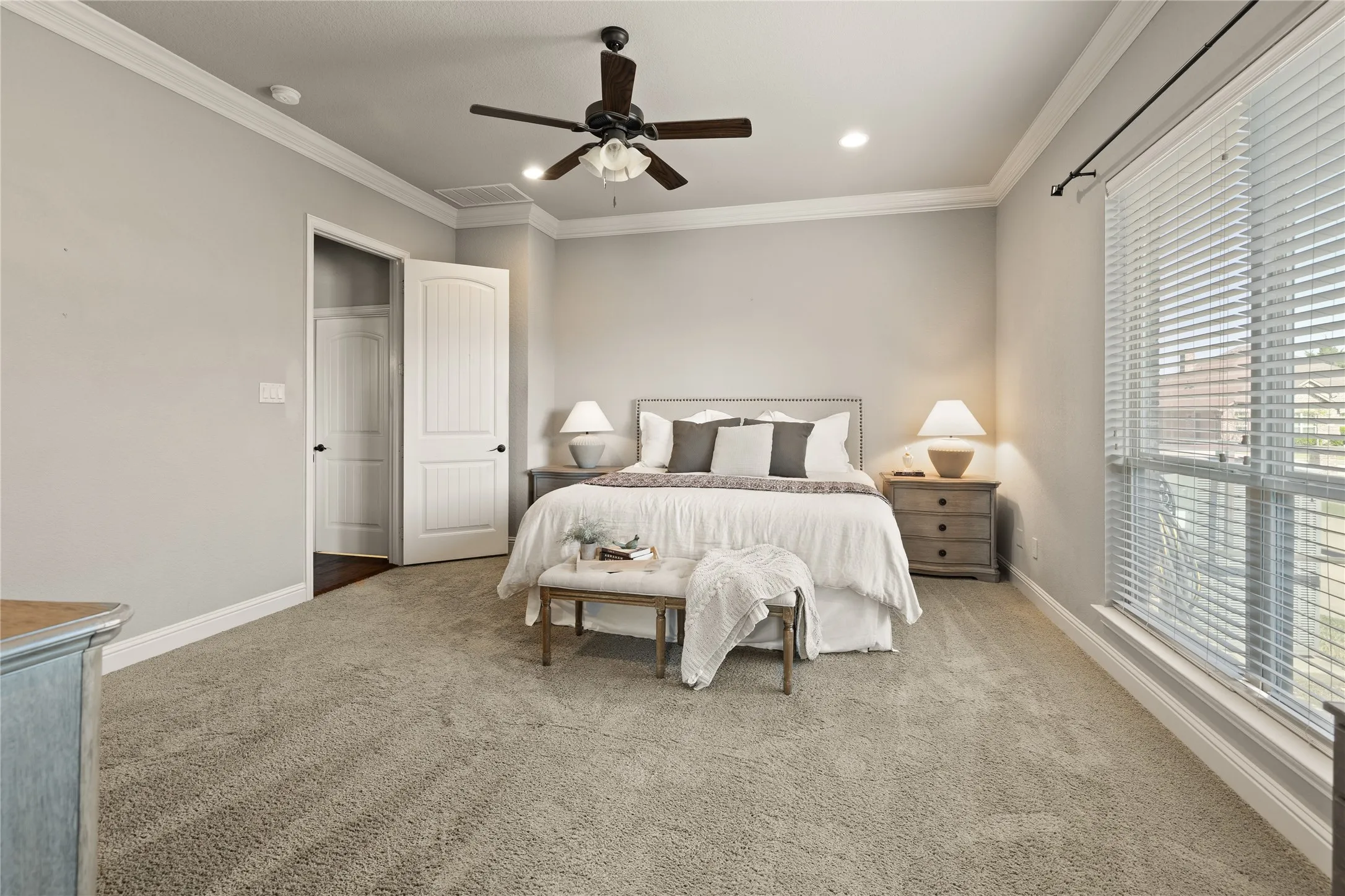 Single Family Residence For Sale in Ellis County , 123 Claremont Drive, Ovilla, Texas 75154, 4 Bedroom, 3 Bathroom, 3 Garage spaces, 2,835 Sqft, built in 2014, mls#21400631, Real Estate Agent in Ovilla, Homes For Sale in Ellis county, Homes For Sale in Ovilla, Realtor in Ovilla Texas, Real Estate Brokerage Independent Realty Texas, Luminita Cordes Realtor