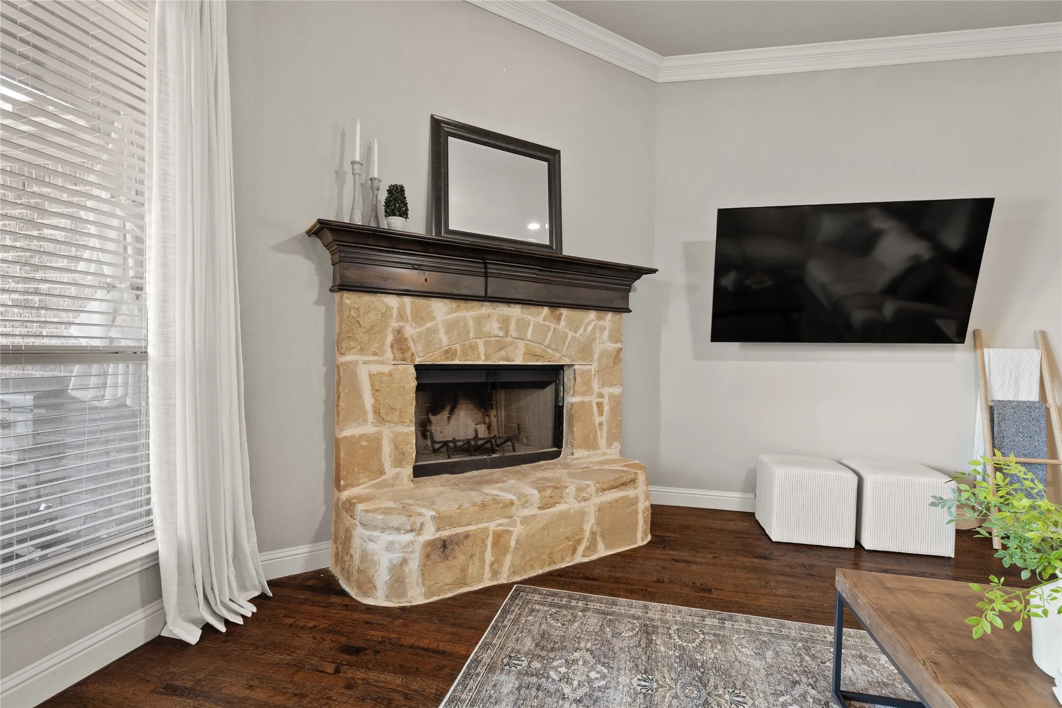Single Family Residence For Sale in Ellis County , 123 Claremont Drive, Ovilla, Texas 75154, 4 Bedroom, 3 Bathroom, 3 Garage spaces, 2,835 Sqft, built in 2014, mls#21400631, Real Estate Agent in Ovilla, Homes For Sale in Ellis county, Homes For Sale in Ovilla, Realtor in Ovilla Texas, Real Estate Brokerage Independent Realty Texas, Luminita Cordes Realtor