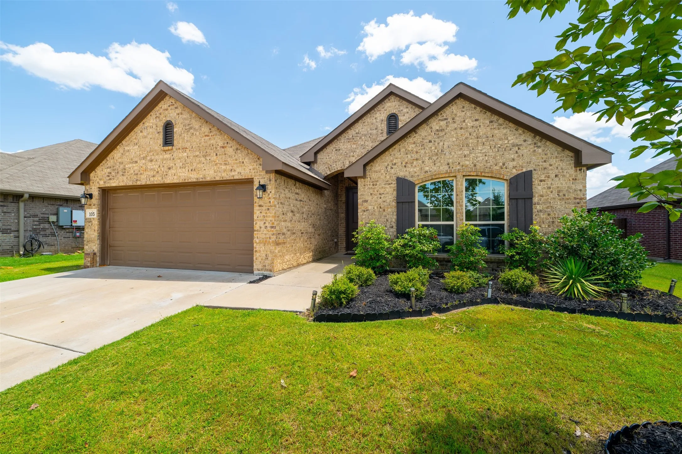 Single Family Residence For Rent in Johnson County , 105 Cheryl Drive, Keene, Texas 76059, 3 Bedroom, 2 Bathroom, 2 Garage spaces, 1,859 Sqft, built in 2021, mls#21401881, Real Estate Agent in Keene, Homes For Rent in Johnson county, Homes For Rent in Keene, Realtor in Keene Texas, Real Estate Brokerage Independent Realty Texas, Luminita Cordes Realtor