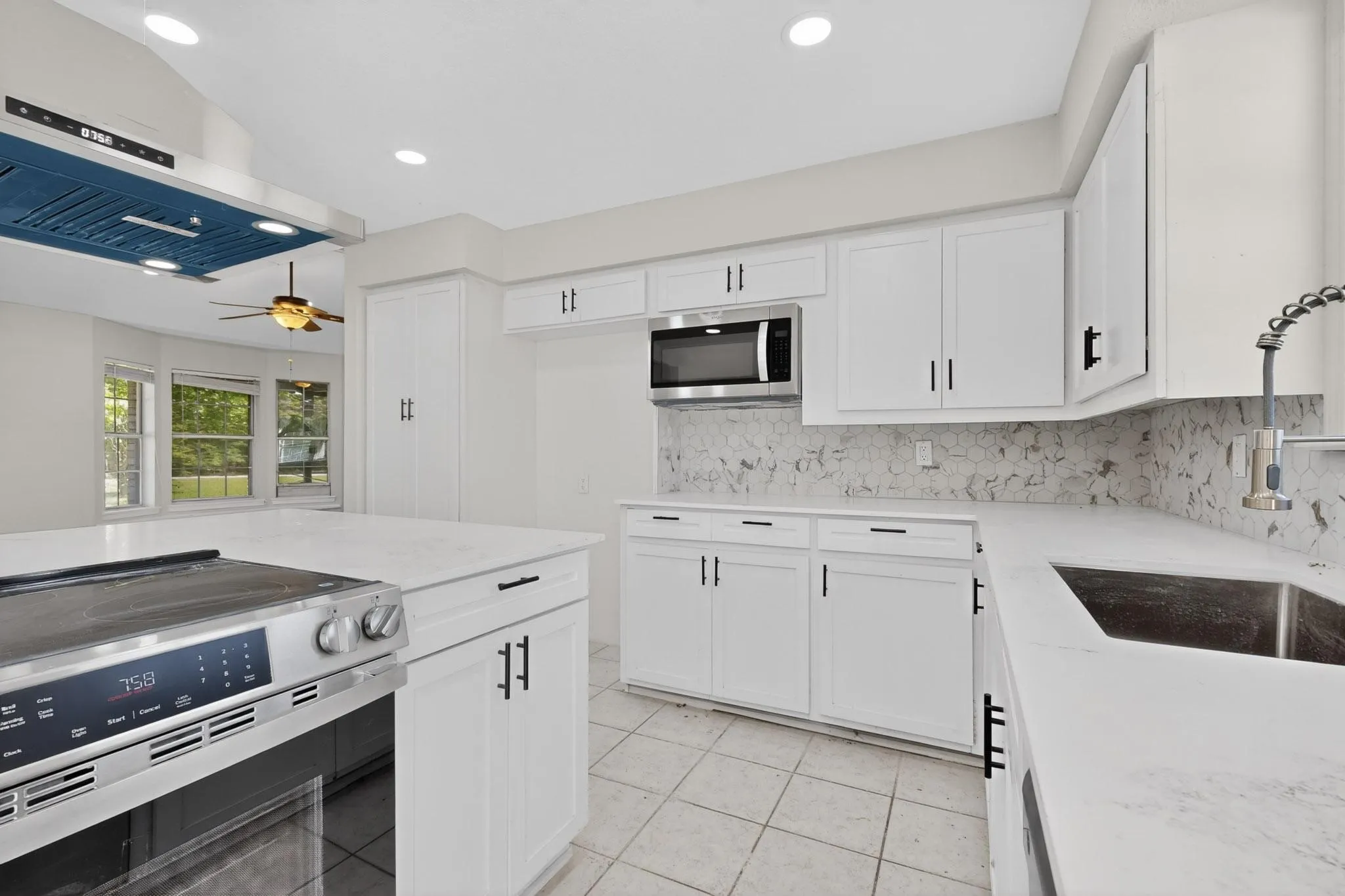 Single Family Residence For Sale in Hunt County , 529 Morris Lane, Greenville, Texas 75402, 4 Bedroom, 3 Bathroom, 3 Garage spaces, 2,818 Sqft, built in 1999, mls#21401883, Real Estate Agent in Greenville, Homes For Sale in Hunt county, Homes For Sale in Greenville, Realtor in Greenville Texas, Real Estate Brokerage Independent Realty Texas, Luminita Cordes Realtor
